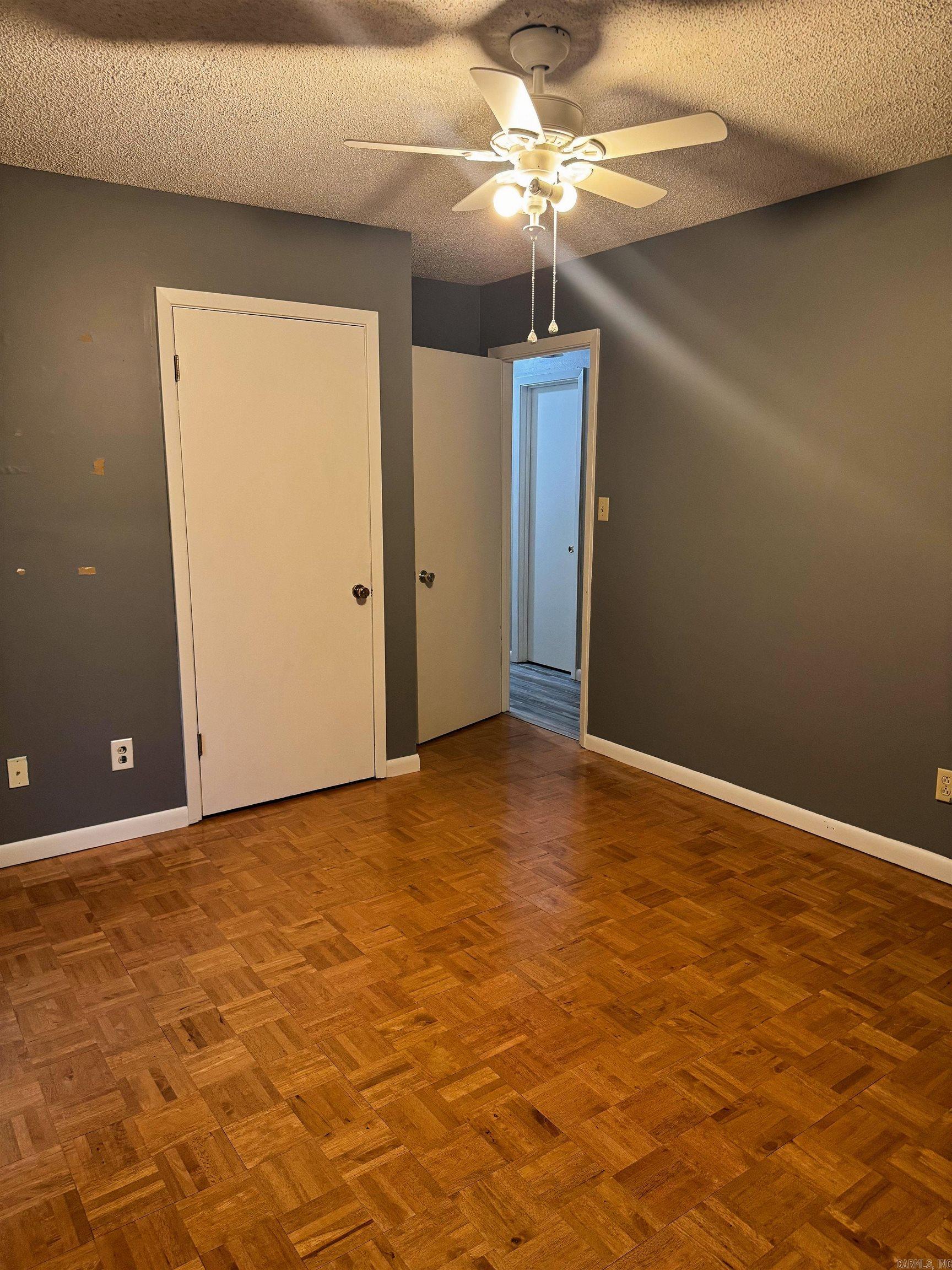 1300 Charles Street Property Photo 22