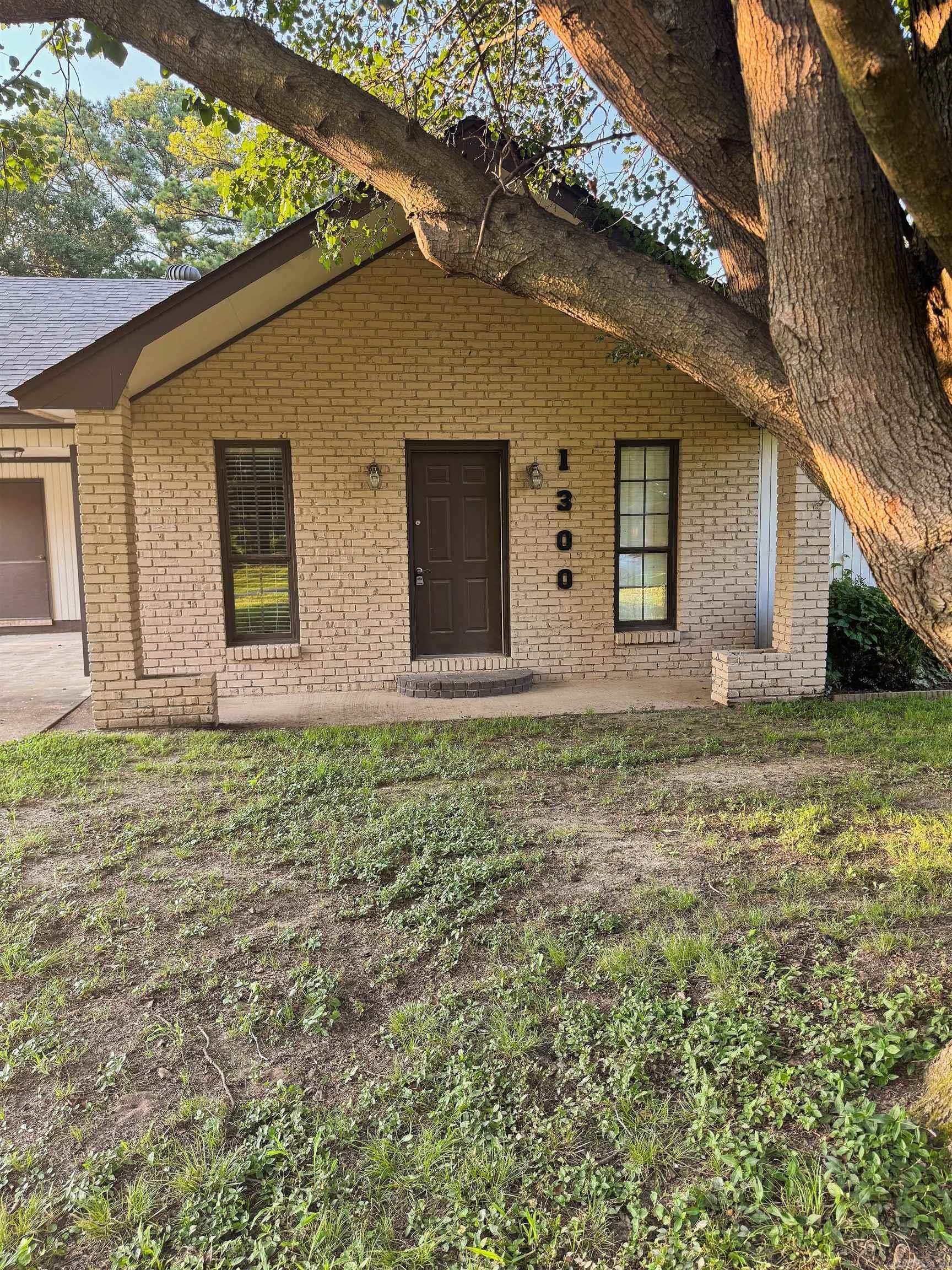 1300 Charles Street Property Photo 41