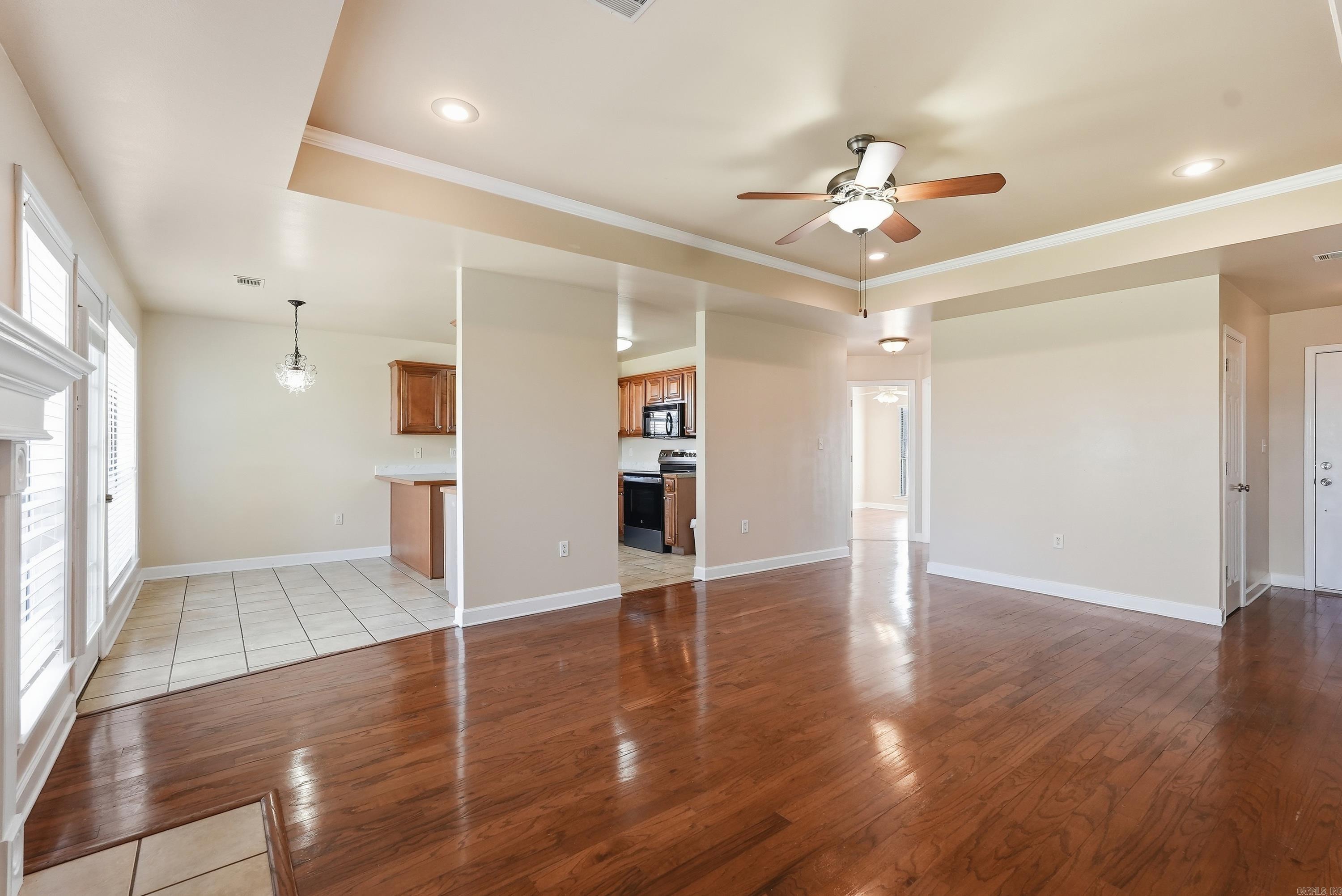 2460 Apple Blossom Property Photo 7