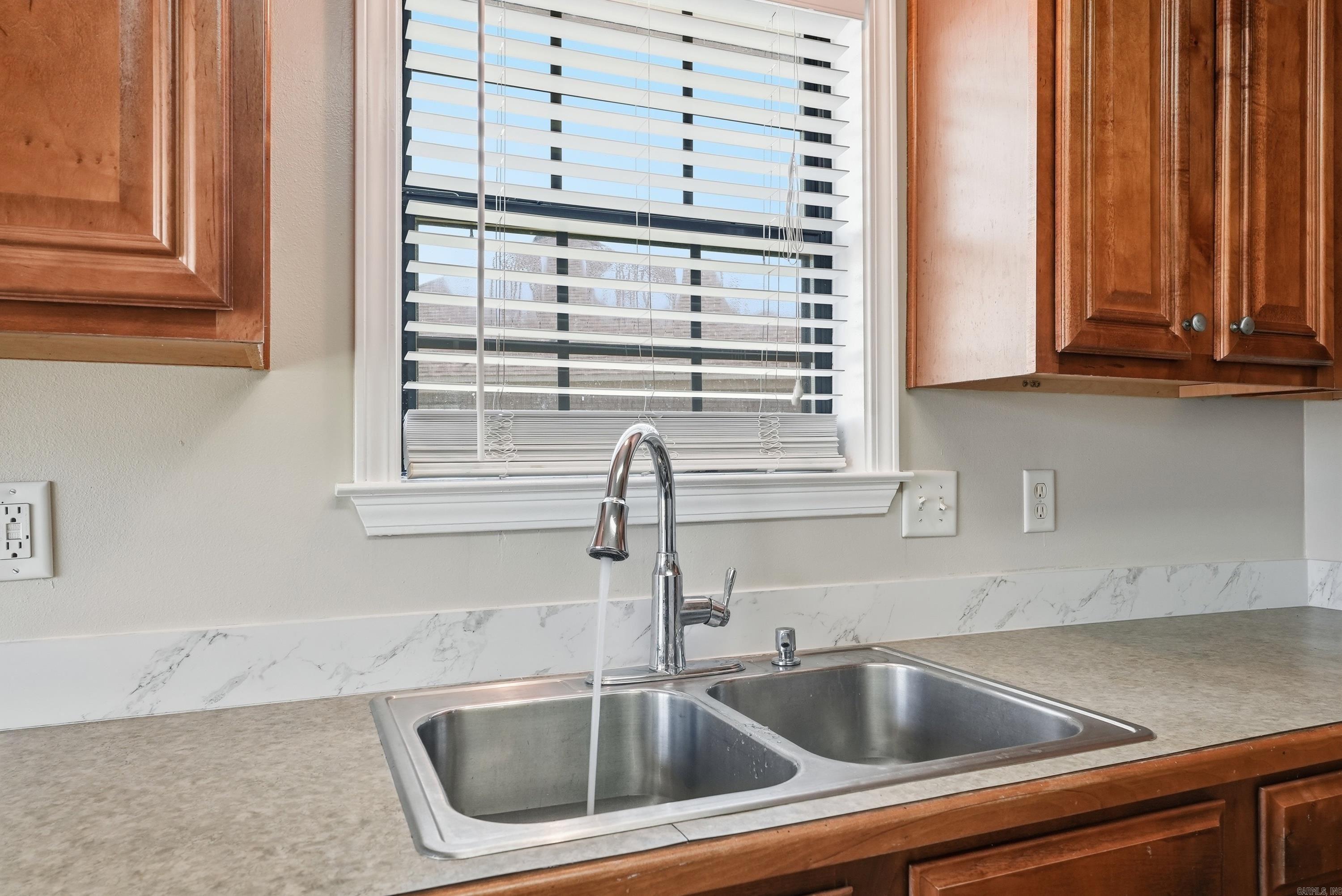 2460 Apple Blossom Property Photo 15