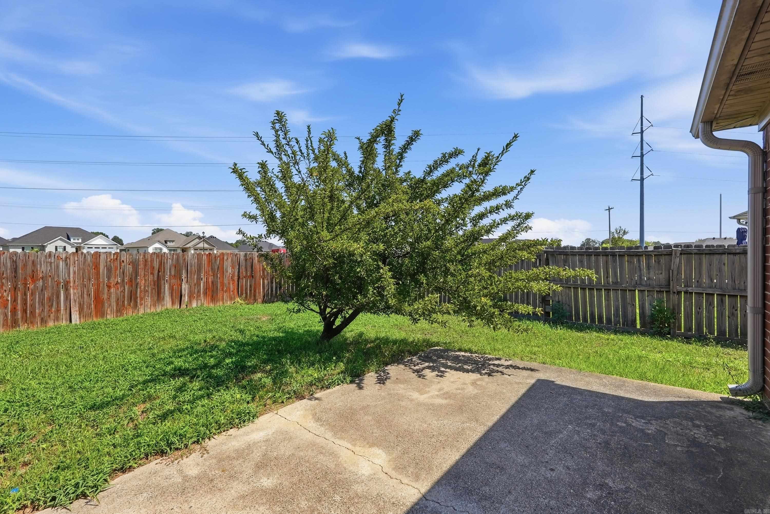 2460 Apple Blossom Property Photo 27