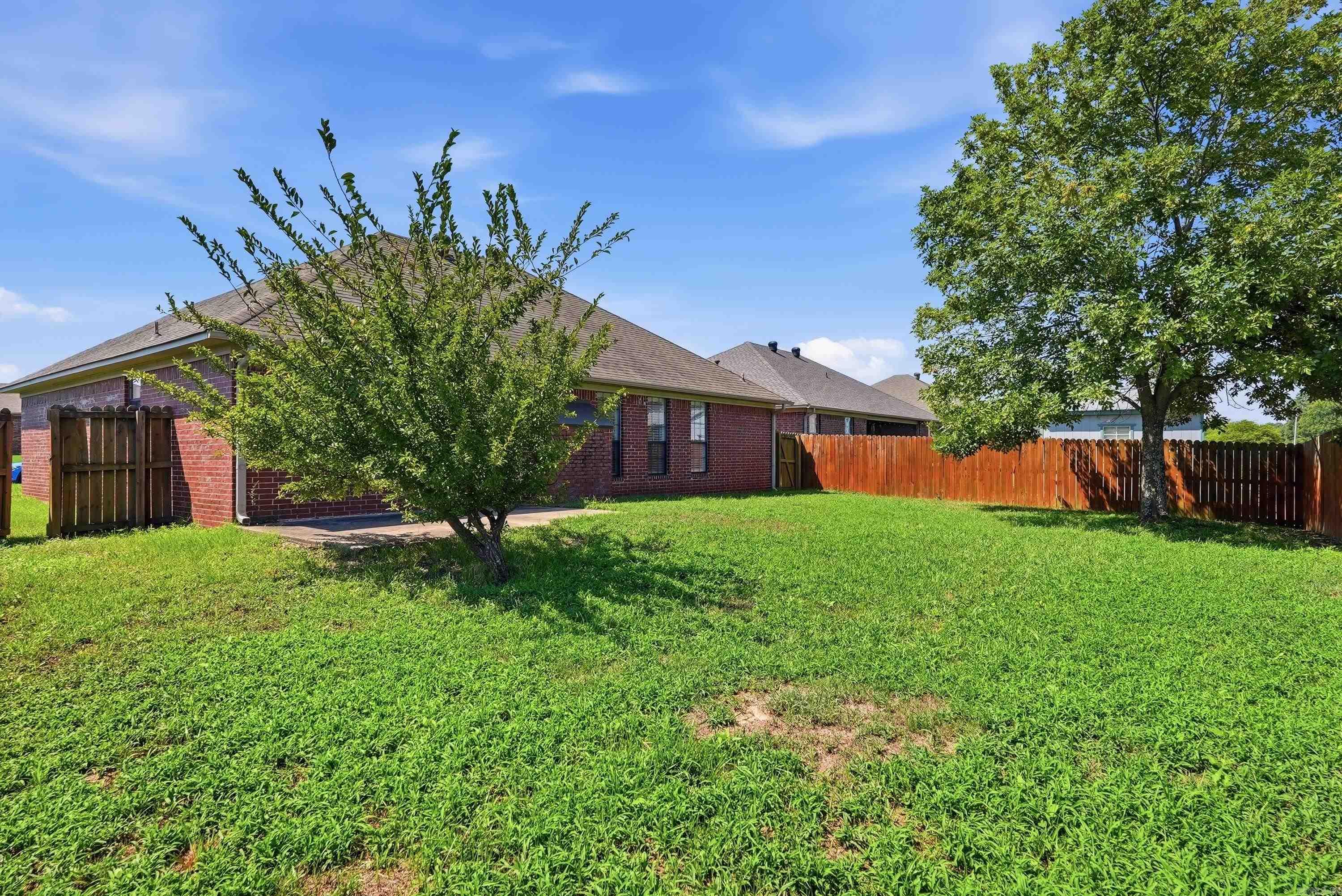 2460 Apple Blossom Property Photo 30