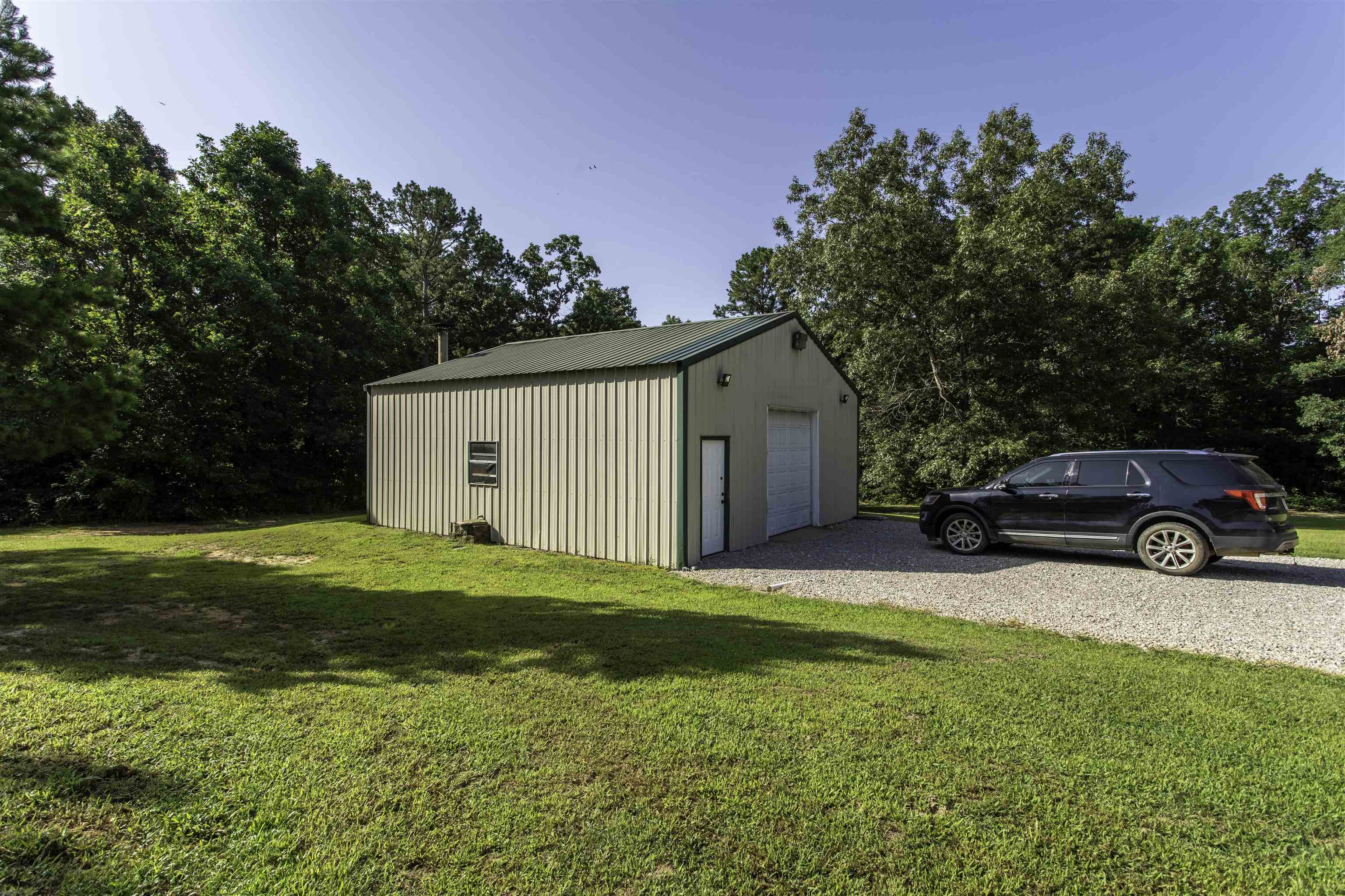 169 Rainbow Lane Property Photo 5