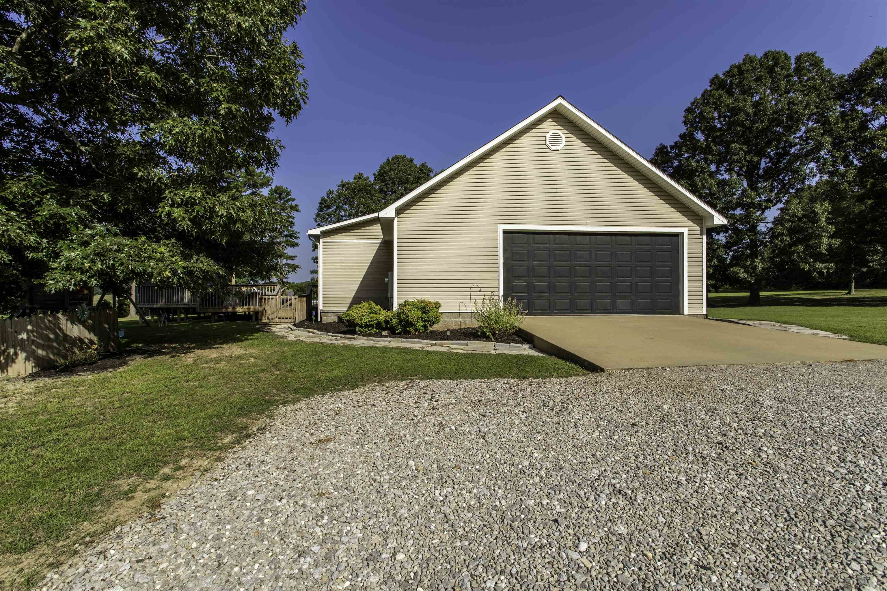 169 Rainbow Lane Property Photo 11