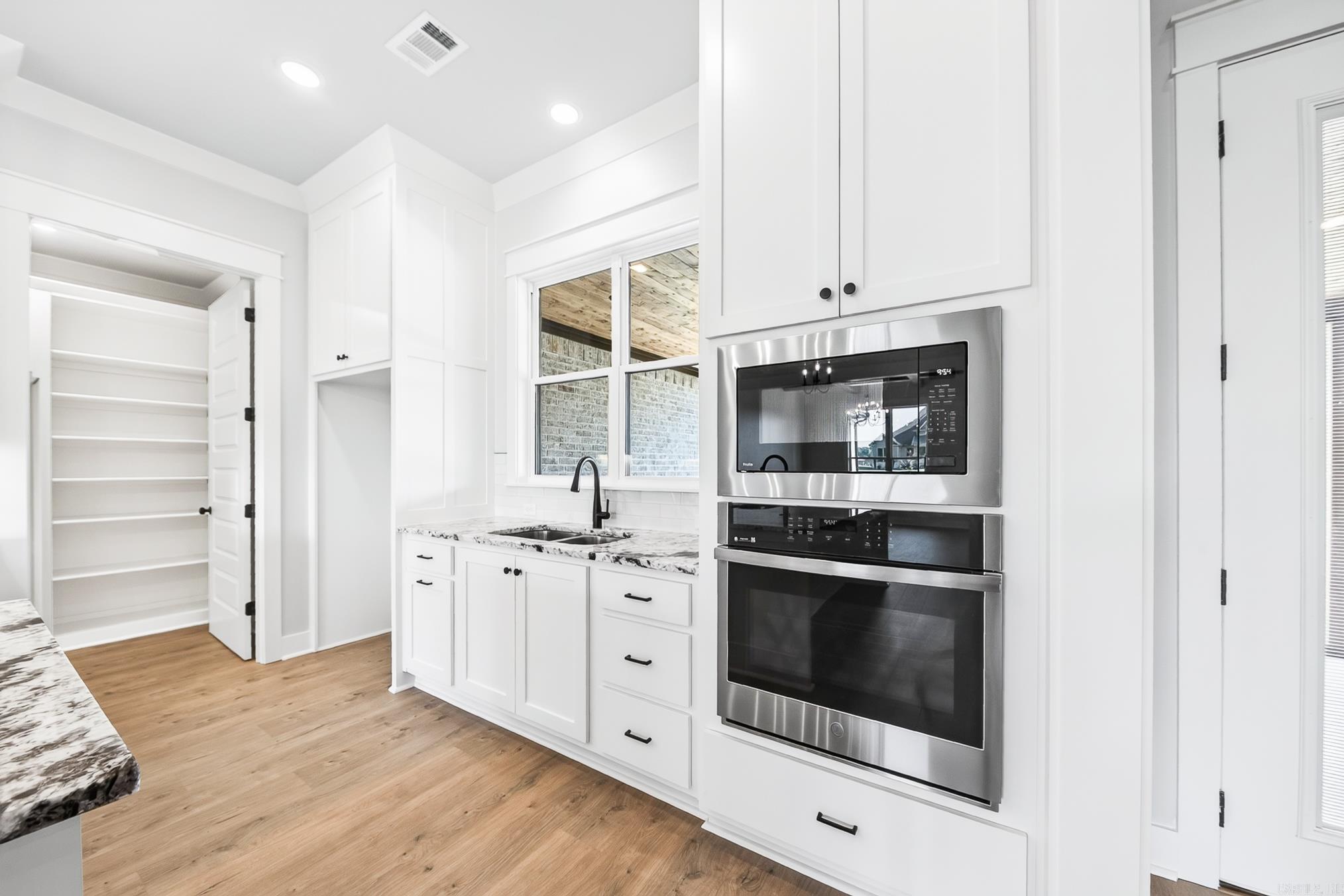 15 Rory Drive Property Photo 18