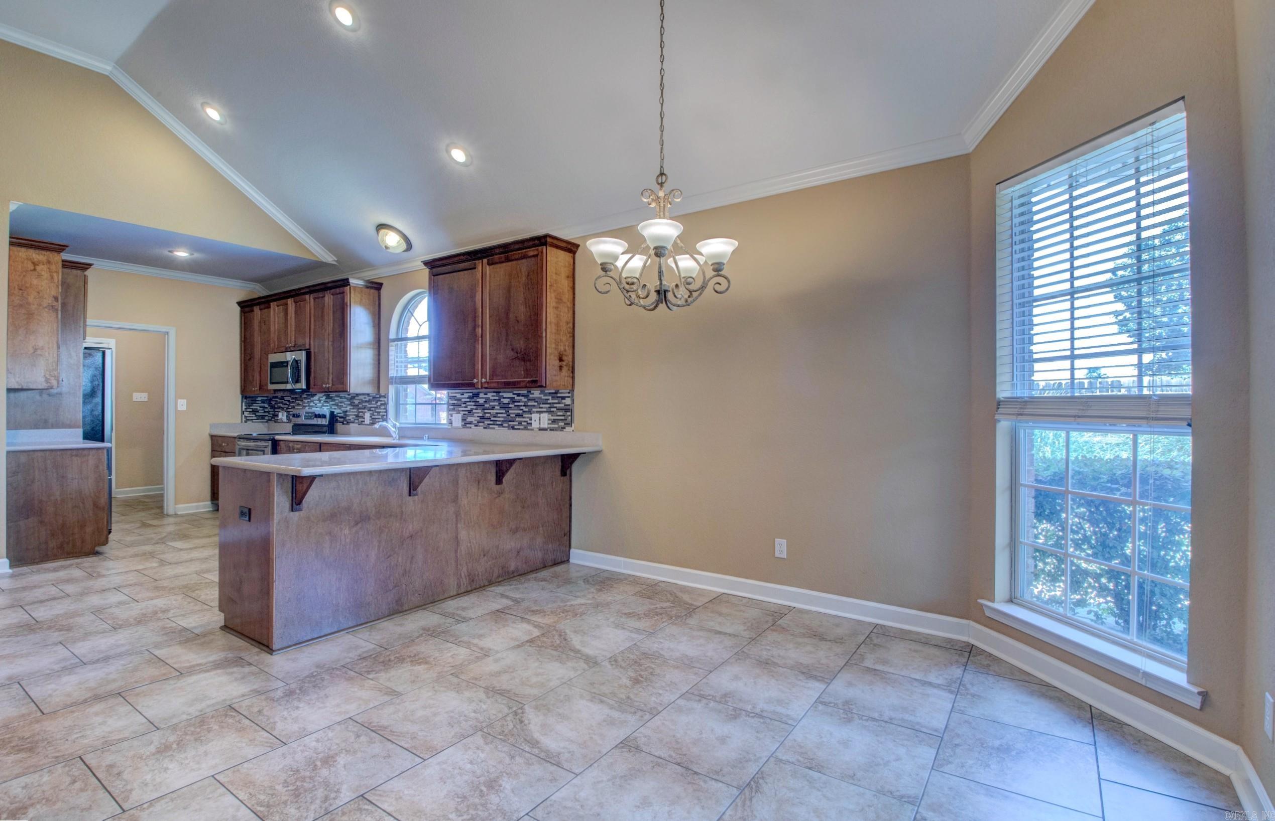 2 Fredonia Court Property Photo 6