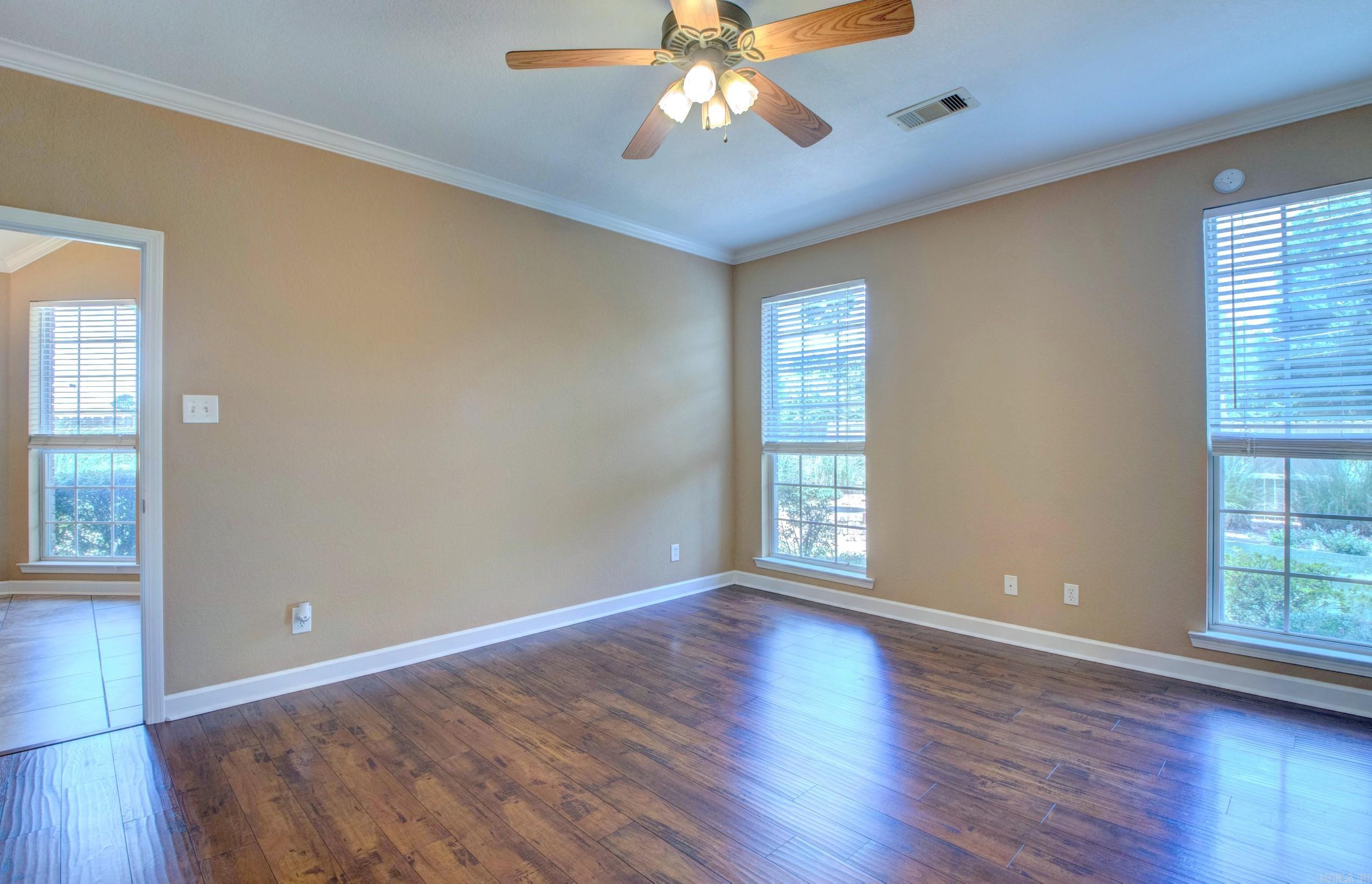 2 Fredonia Court Property Photo 19