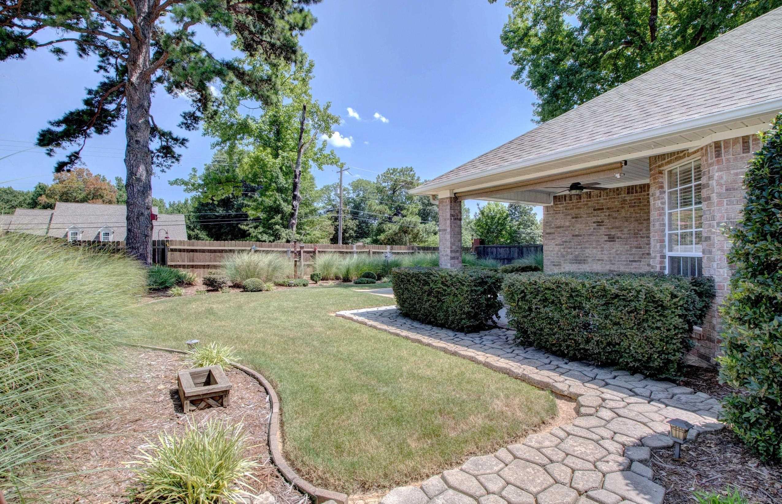 2 Fredonia Court Property Photo 45