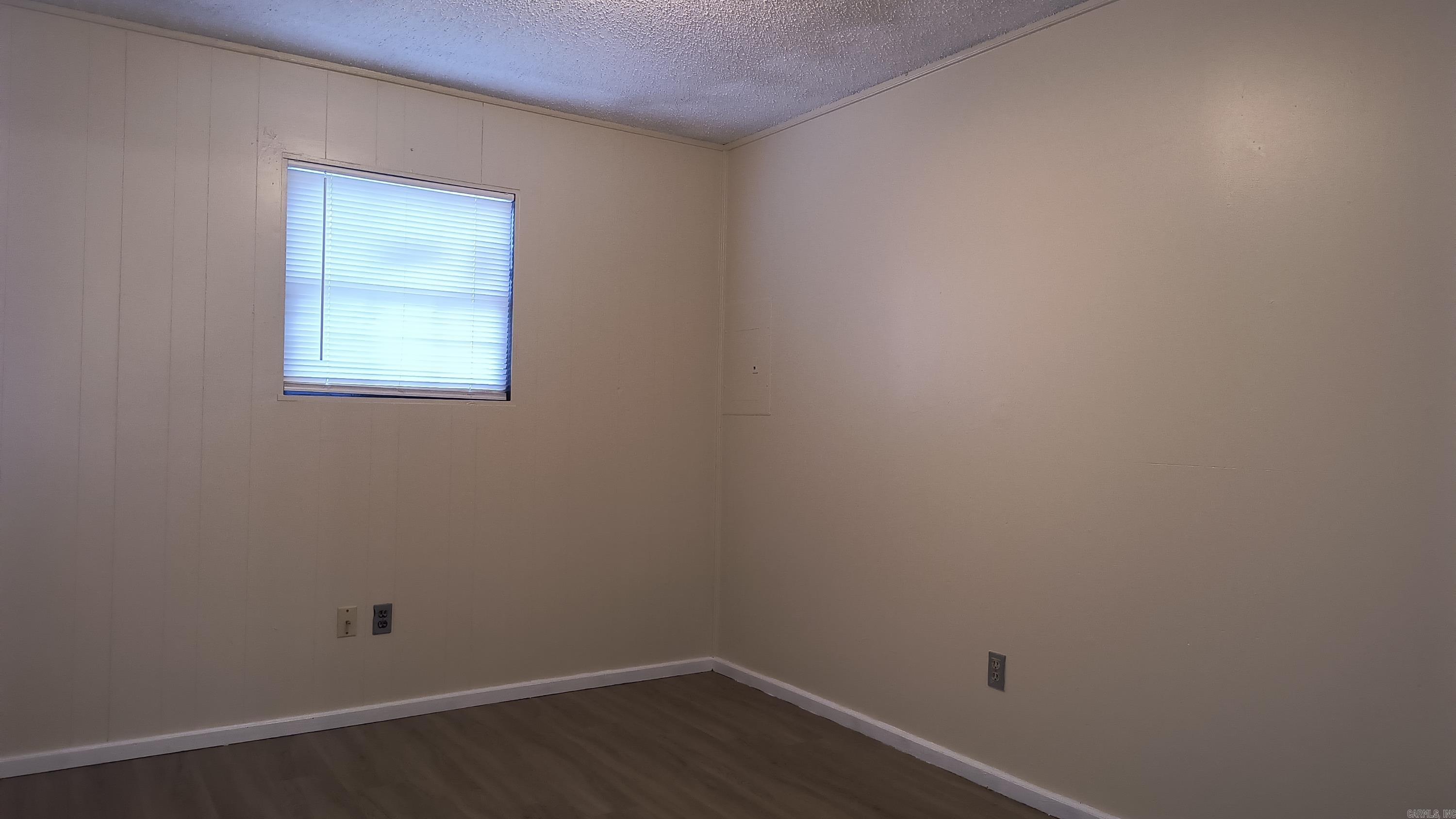 3835 W 20th Avenue Property Photo 5