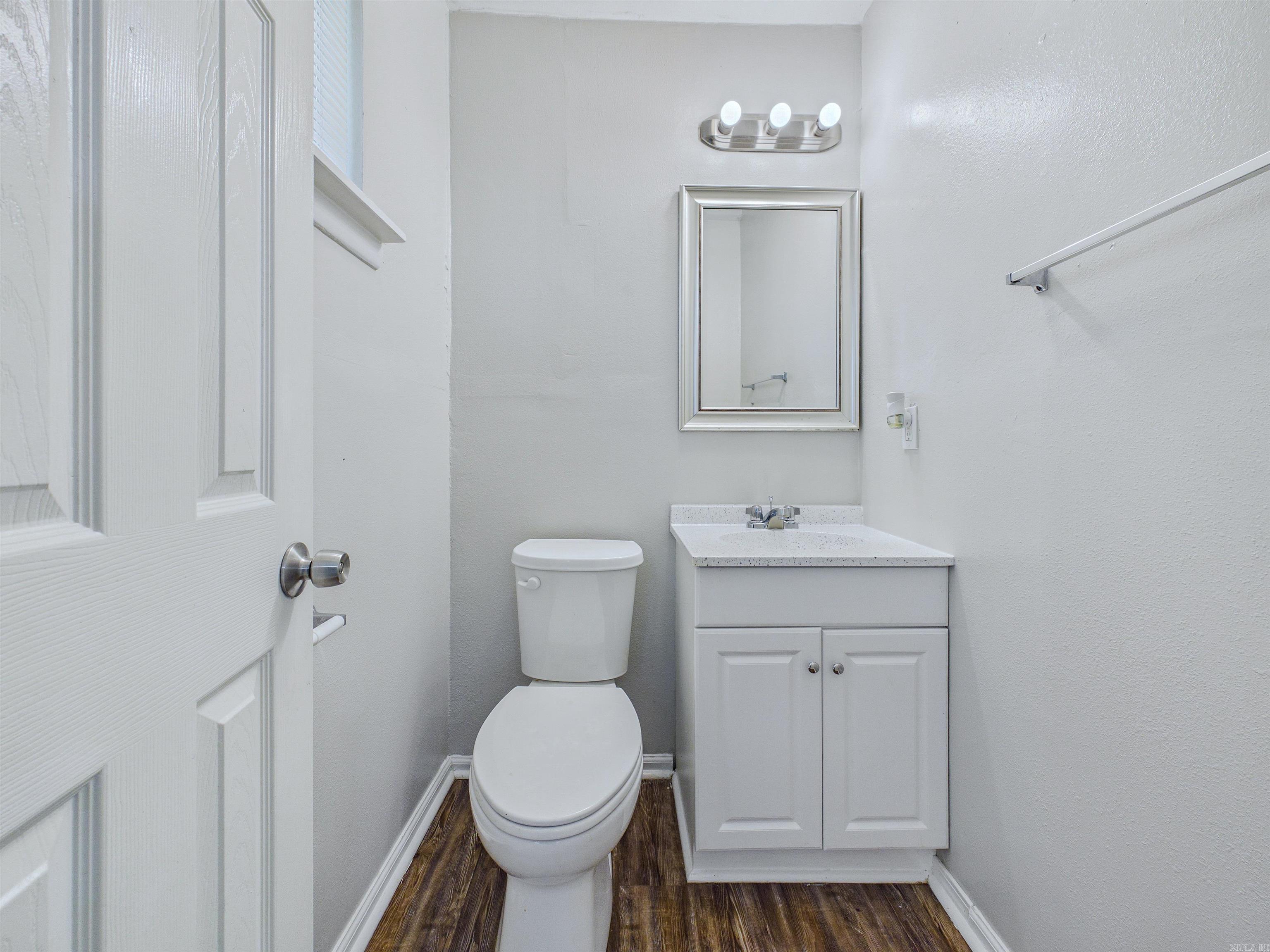 2816 Boyd Street Property Photo 12
