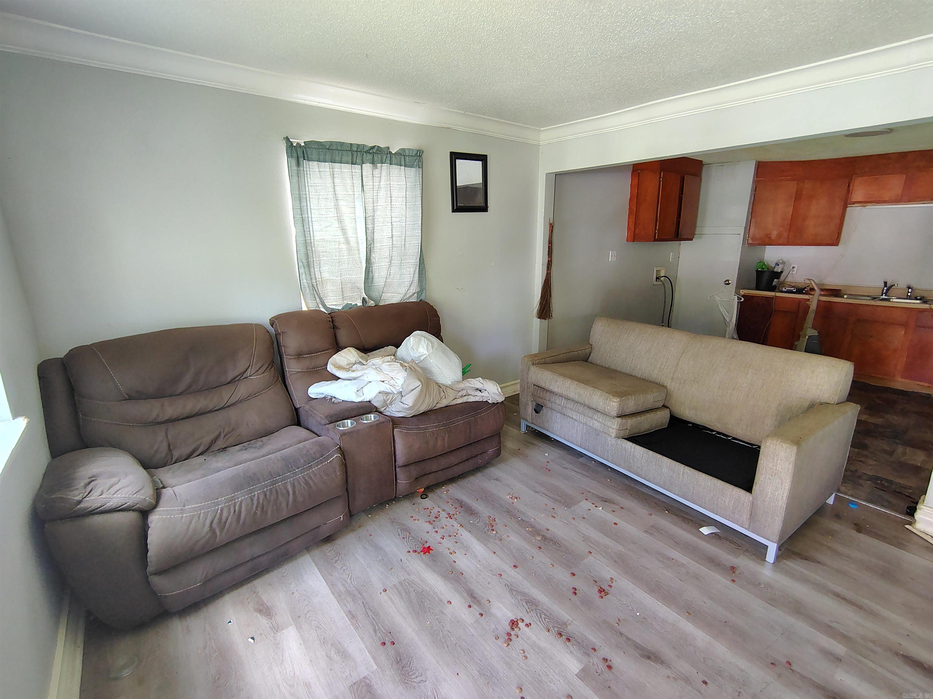 2101 Simpson Street Property Photo 14