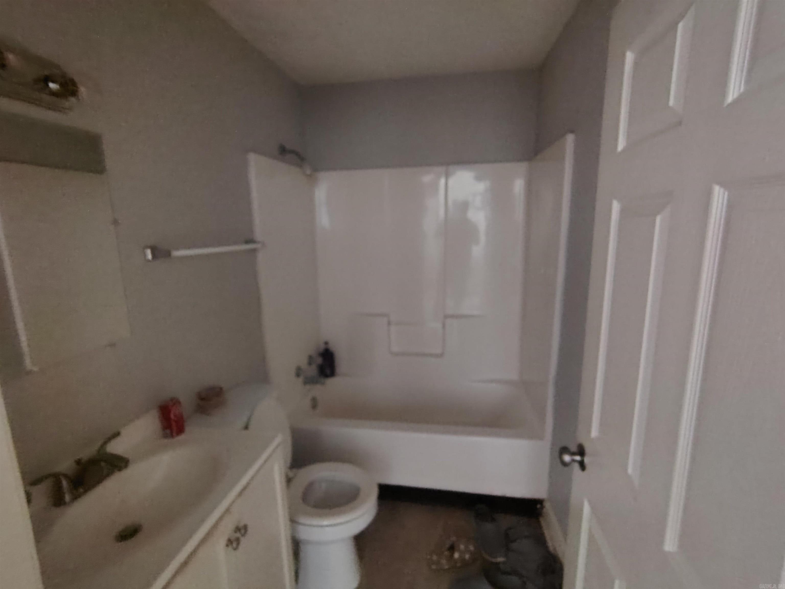 2101 Simpson Street Property Photo 20