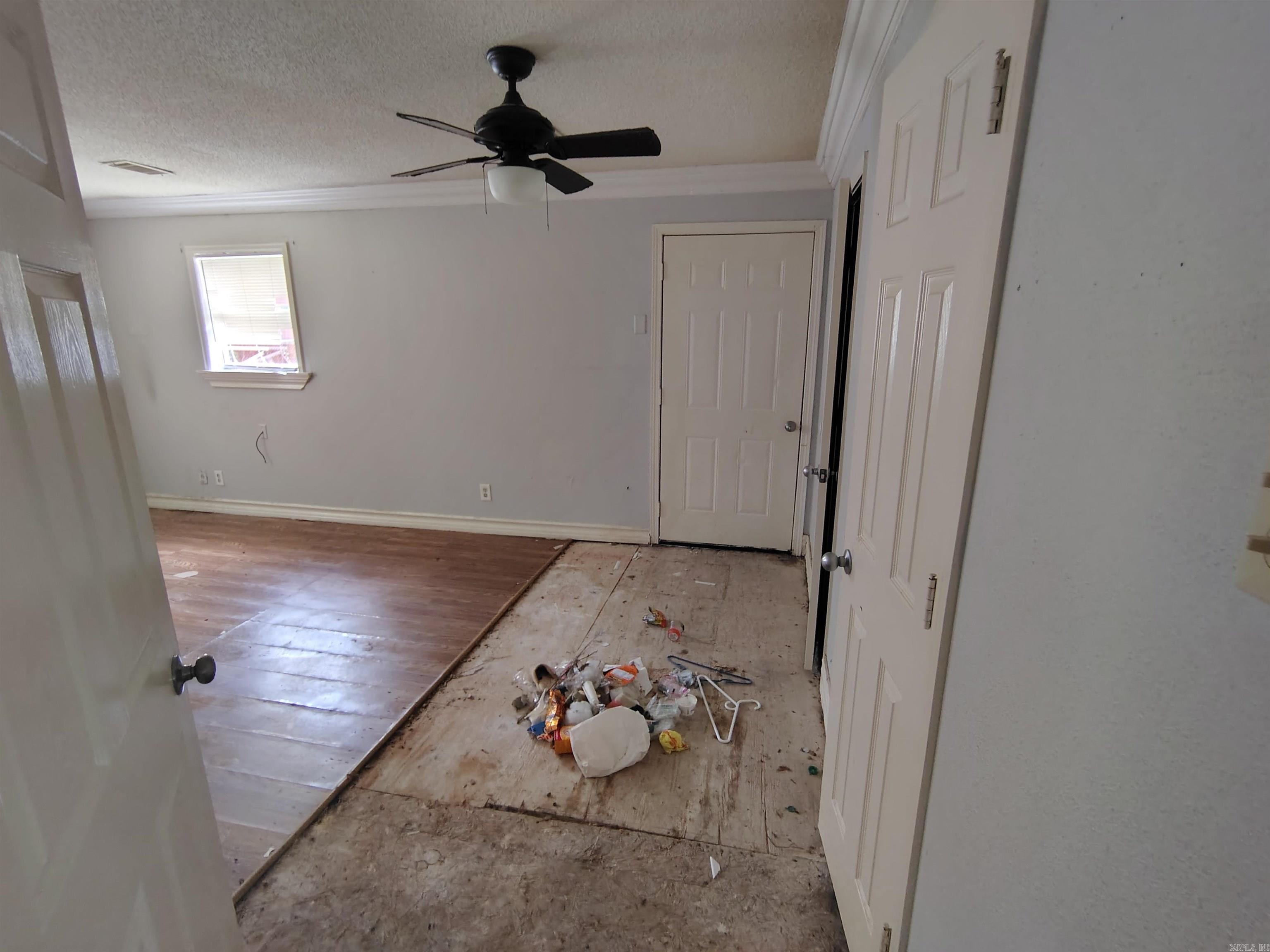 2101 Simpson Street Property Photo 24