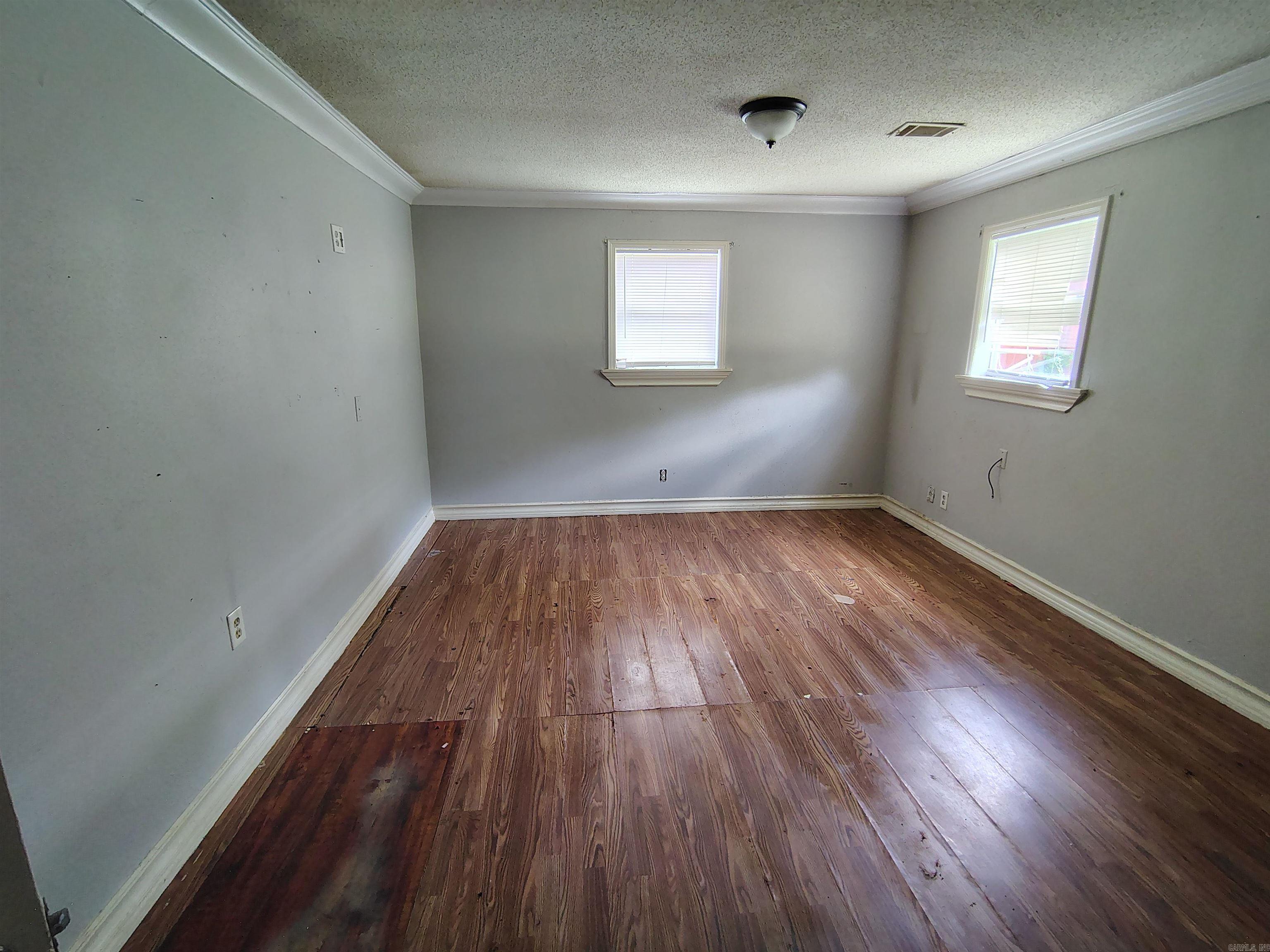 2101 Simpson Street Property Photo 25