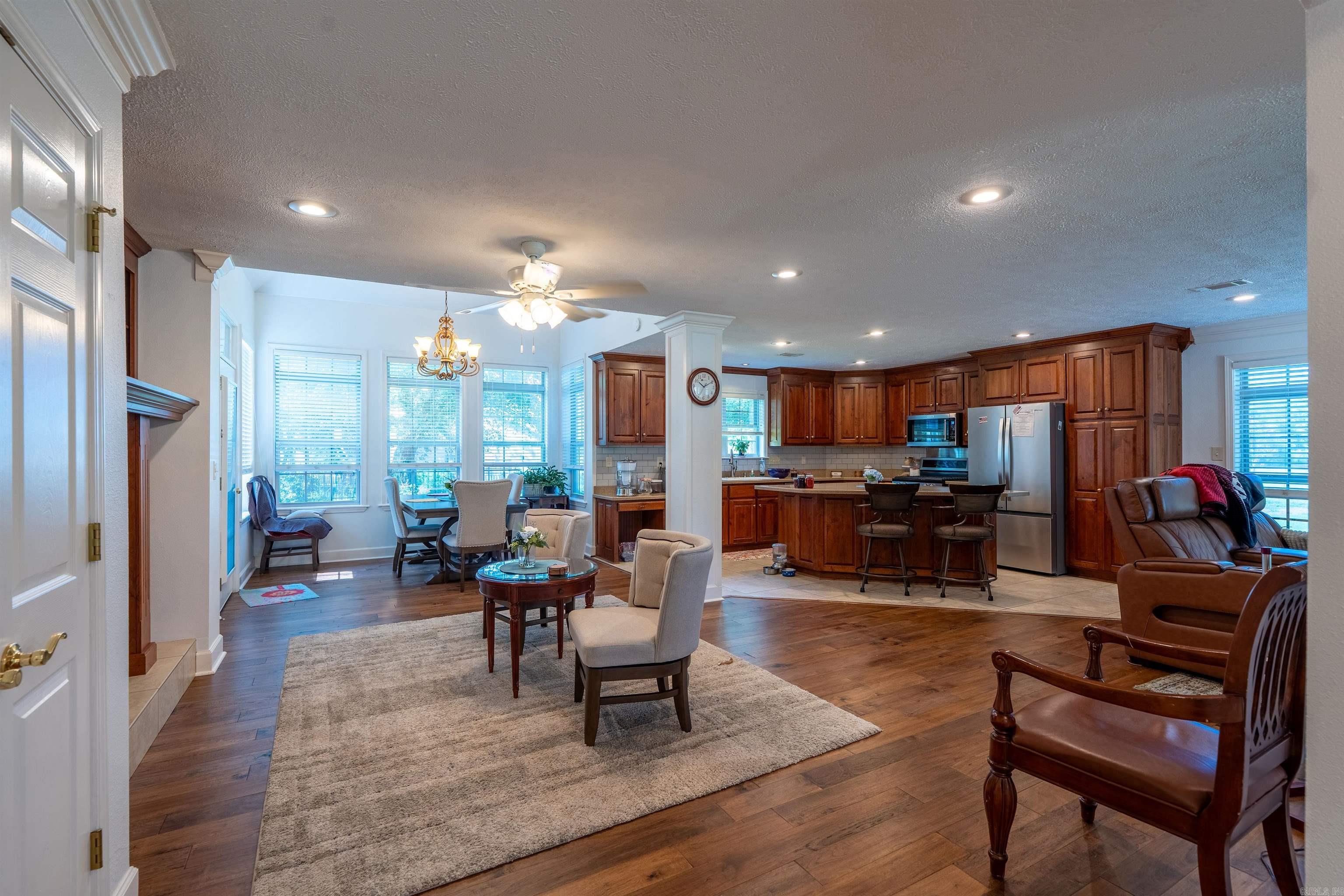1537 Santa Fe Trail Property Photo 15
