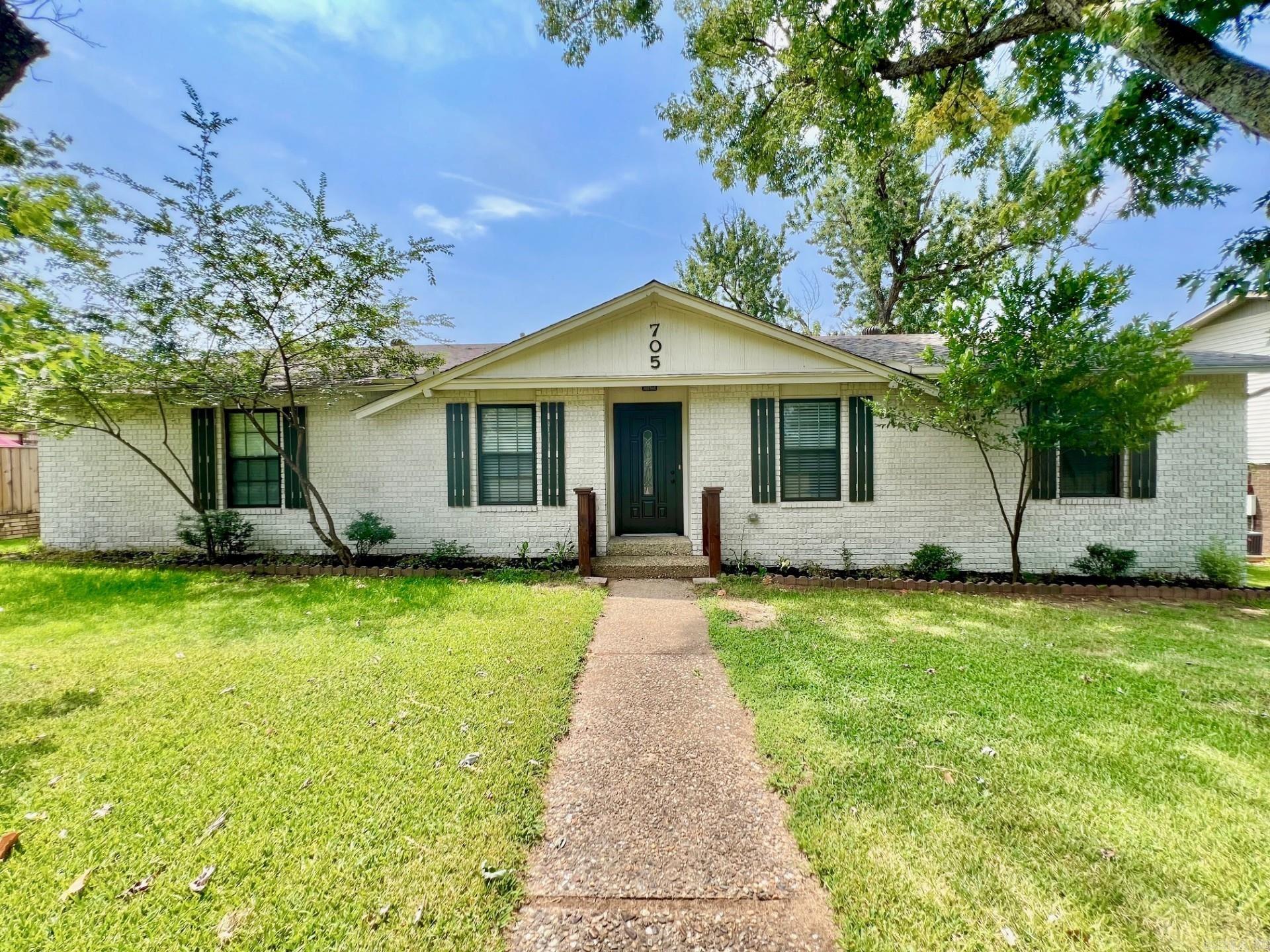 705 Koehler Avenue Property Photo 1