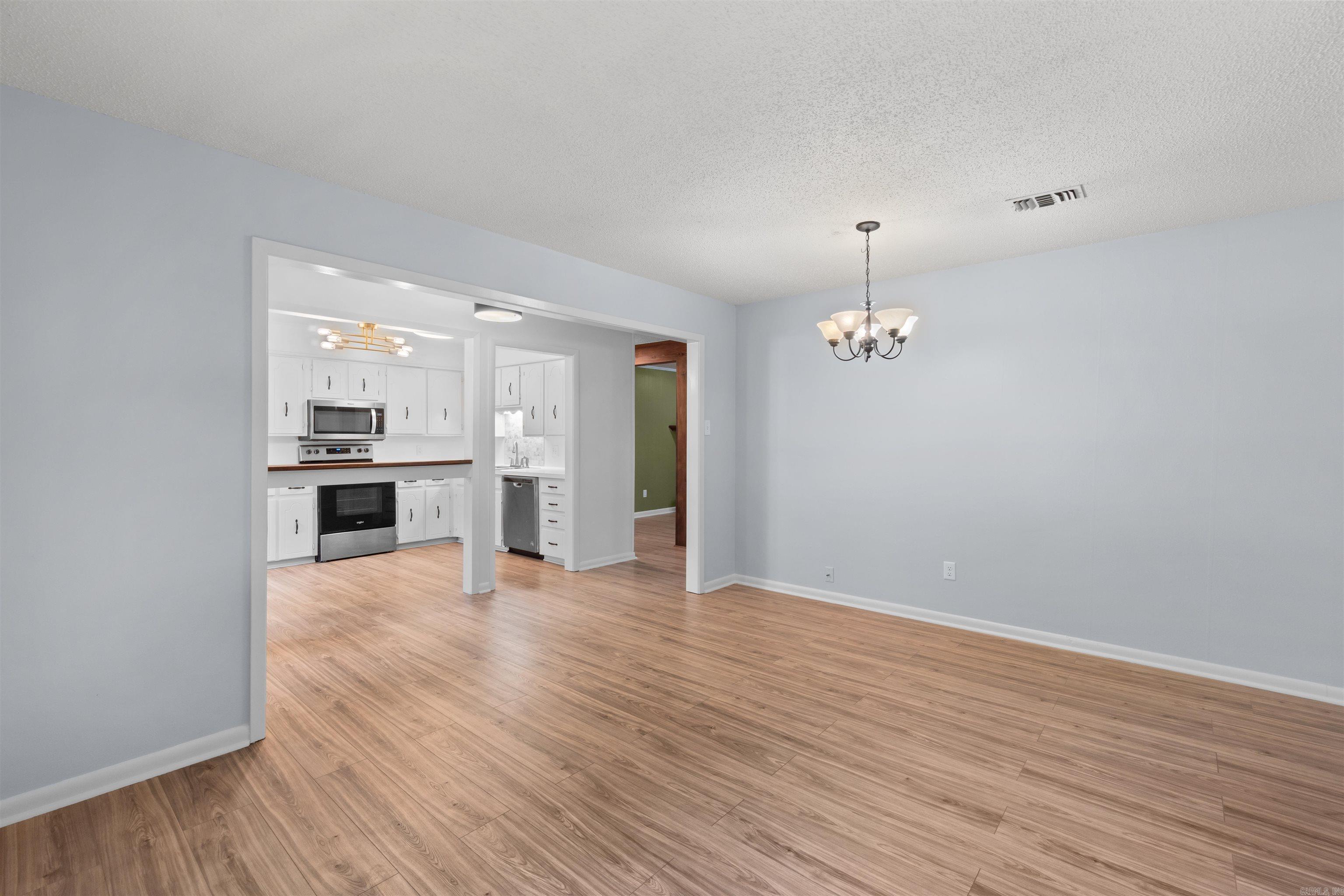 705 Koehler Avenue Property Photo 10