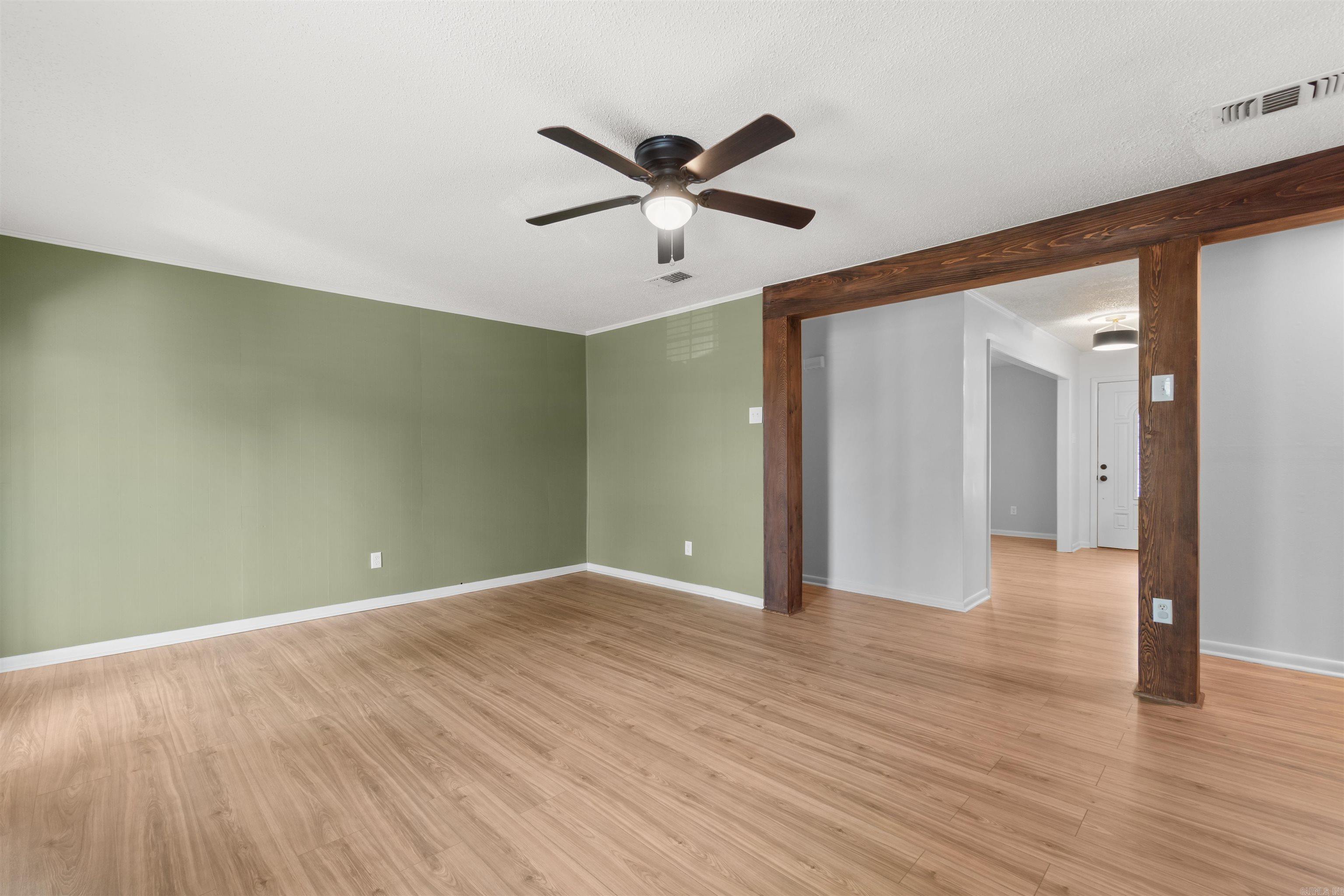 705 Koehler Avenue Property Photo 14