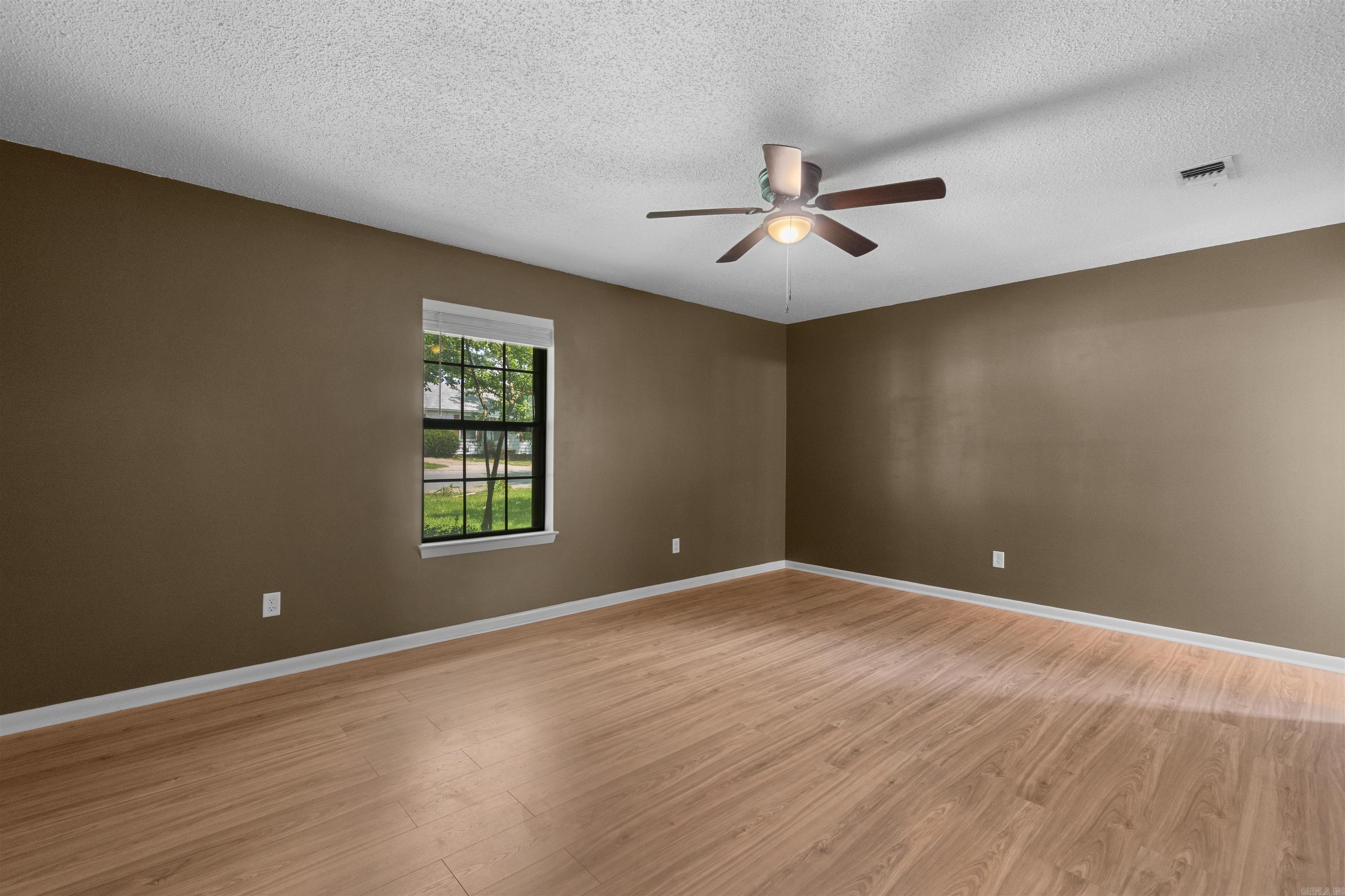 705 Koehler Avenue Property Photo 17