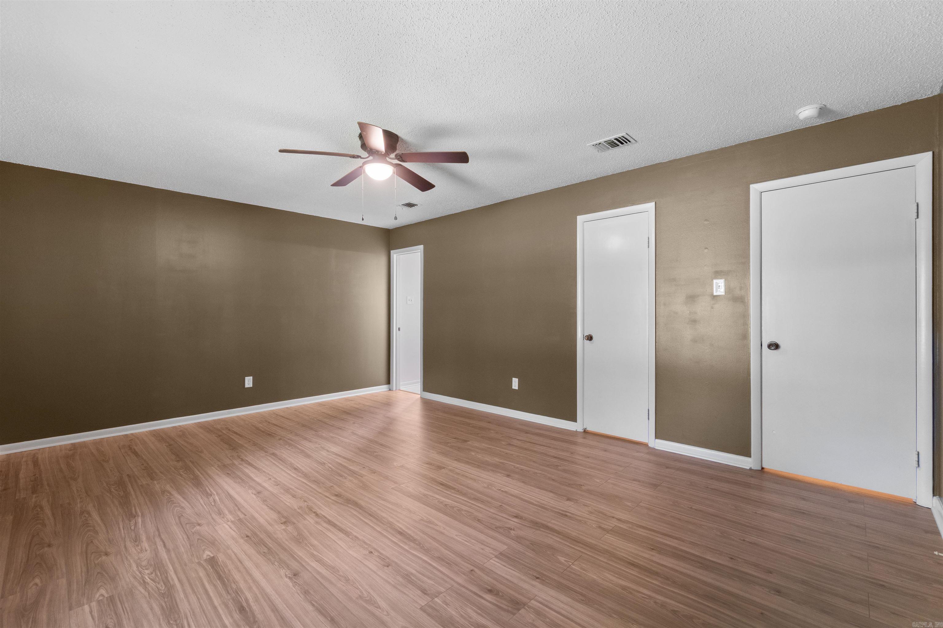 705 Koehler Avenue Property Photo 19
