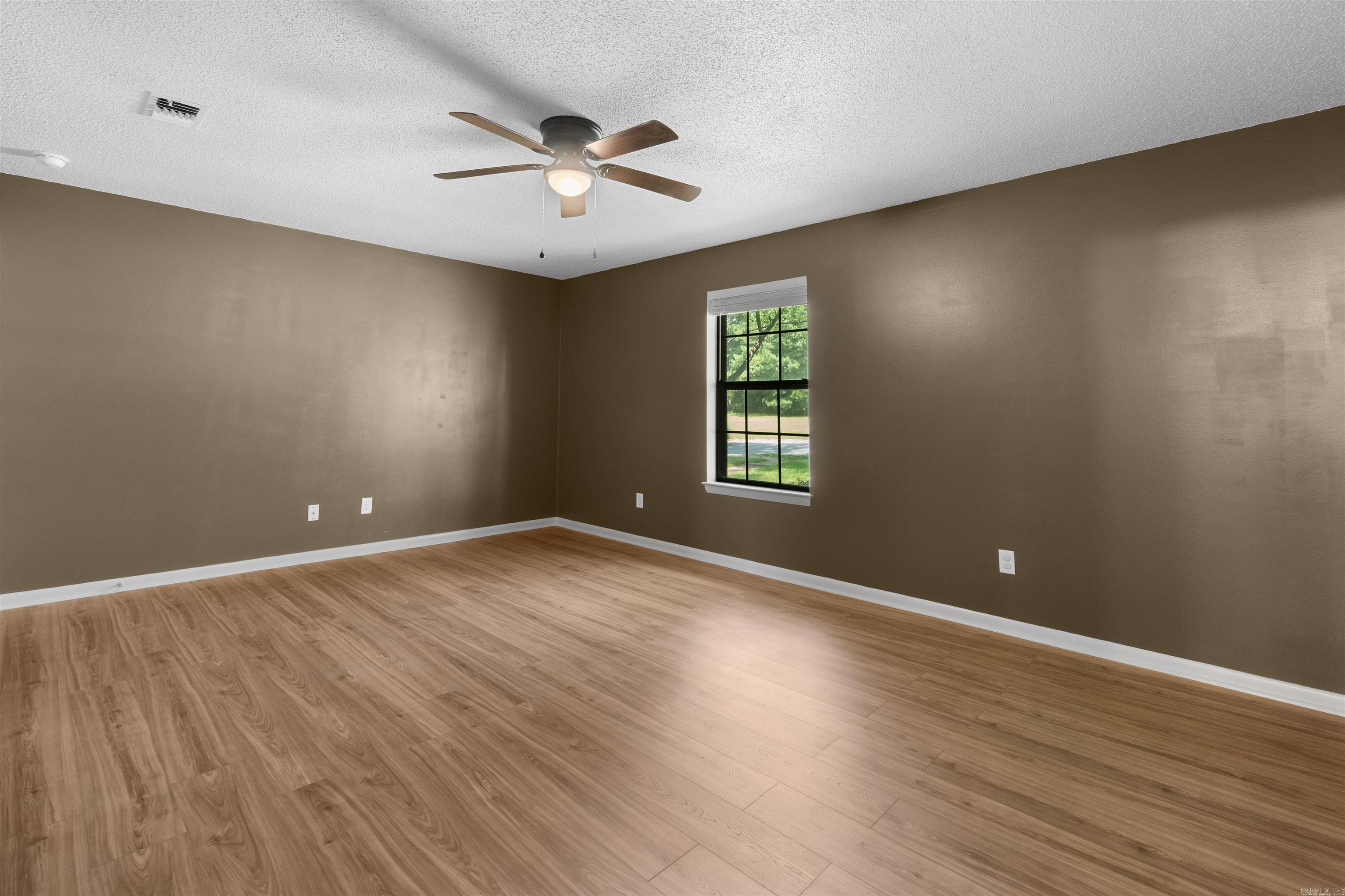 705 Koehler Avenue Property Photo 21