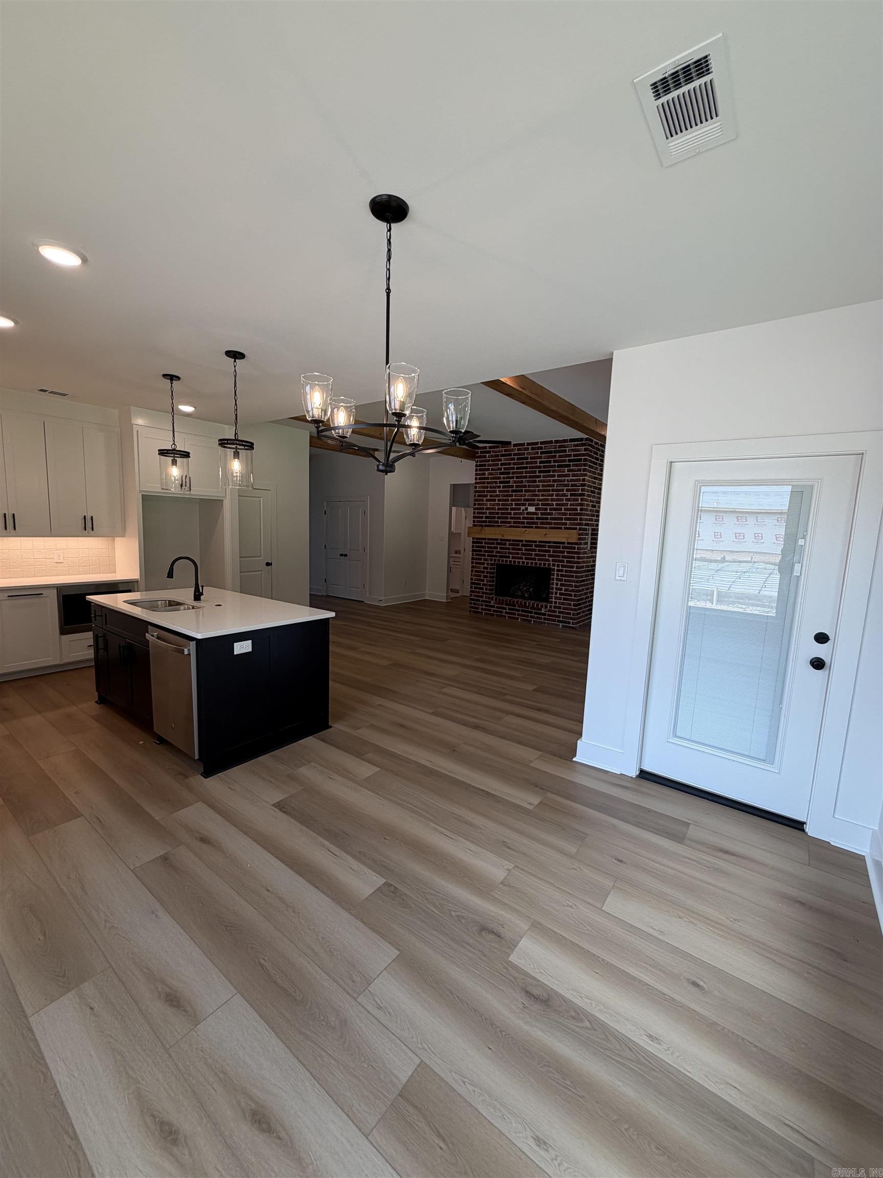 3933 Spencer Crossing Property Photo 6
