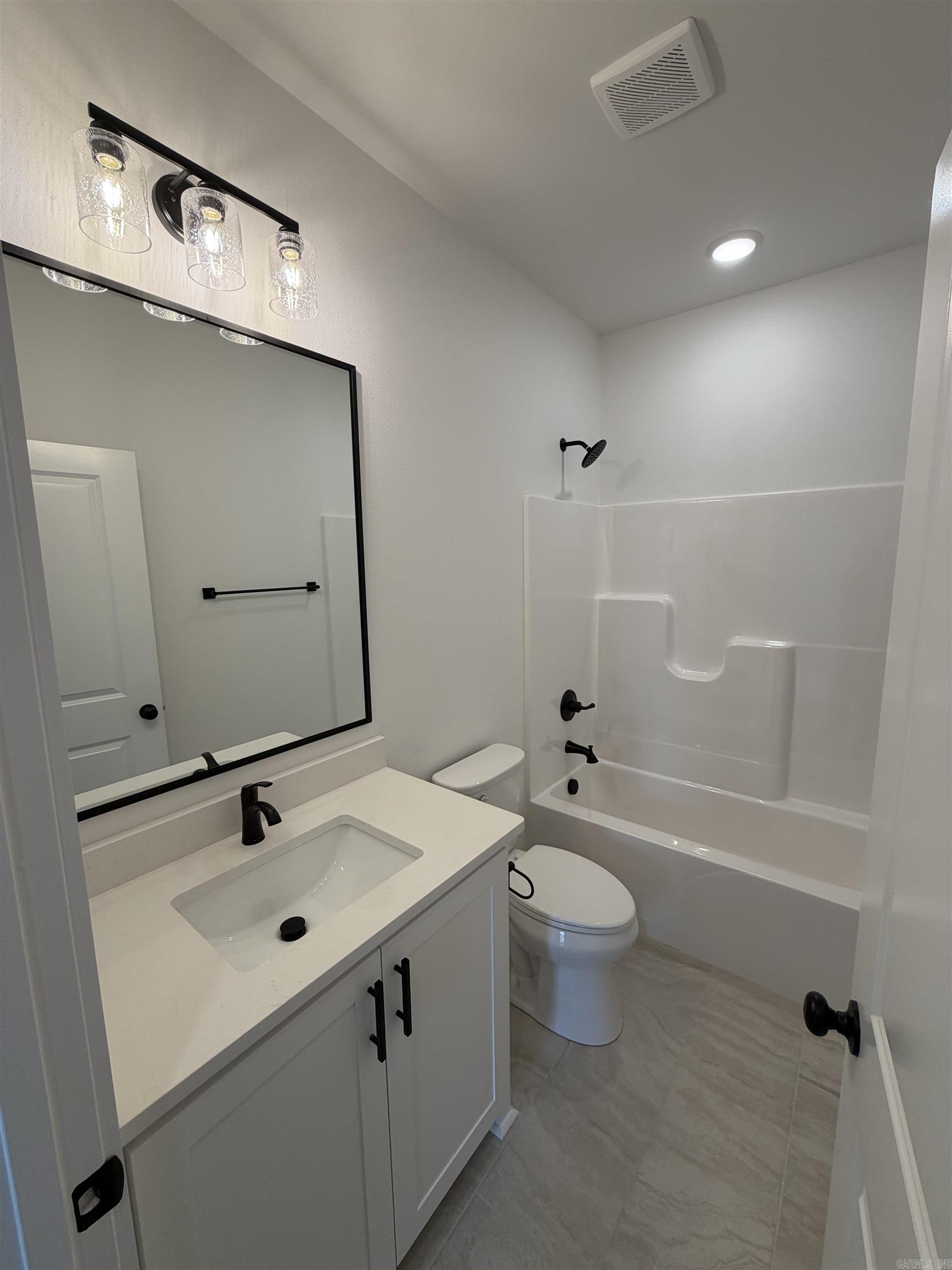 3933 Spencer Crossing Property Photo 16