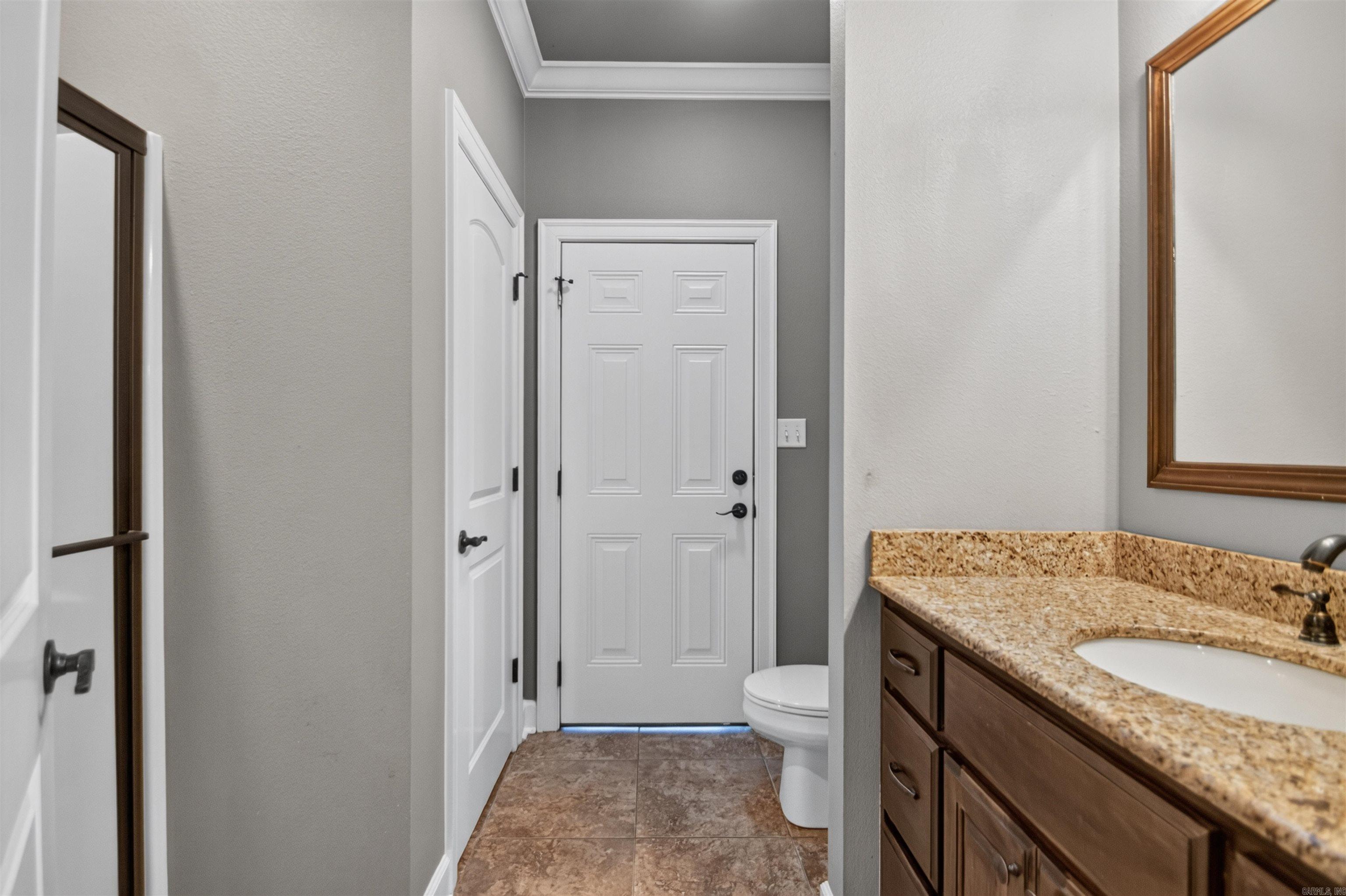 11071 Stonehill Drive Property Photo 18
