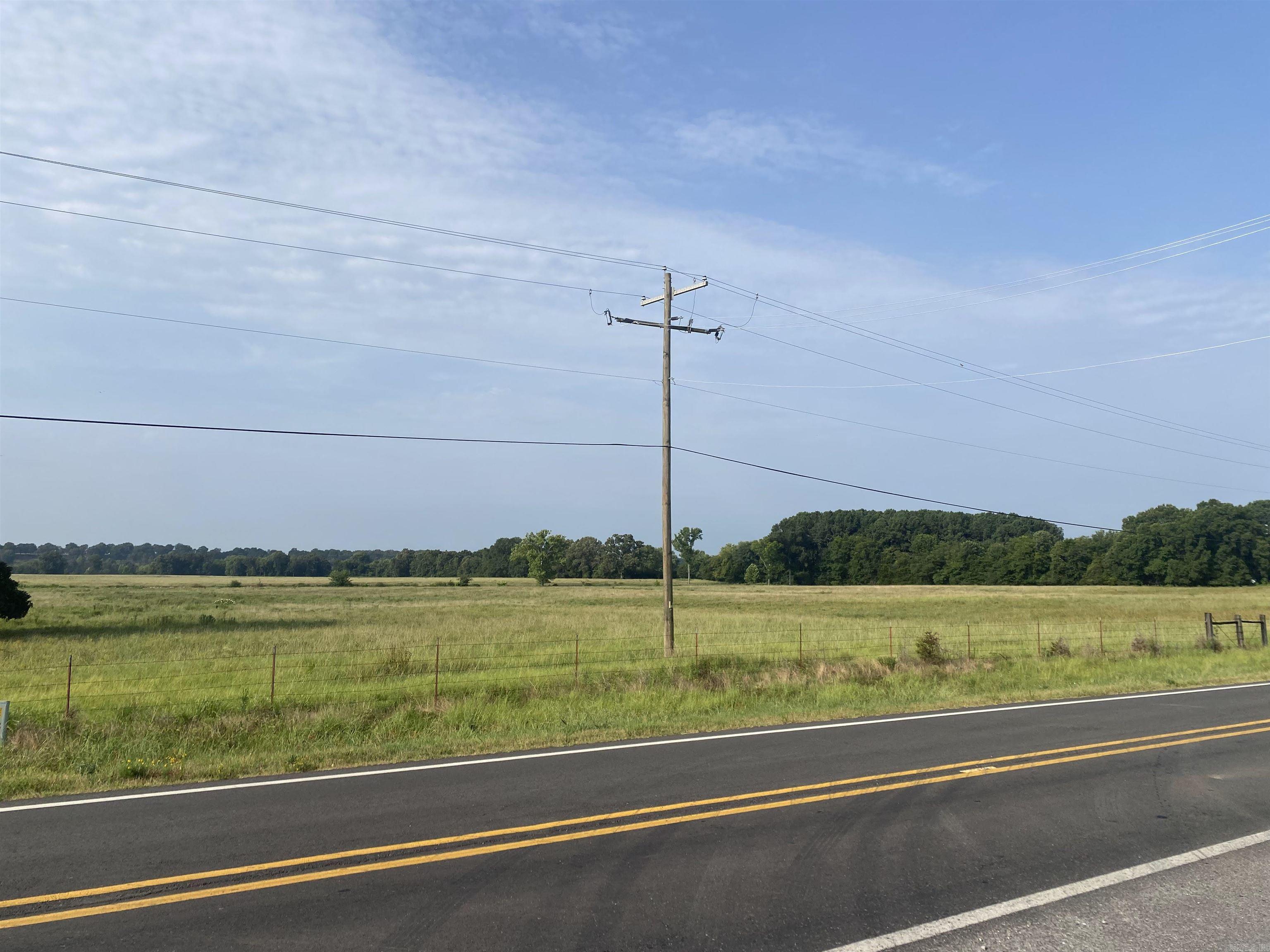 88 Hwy 287 Property Photo 3