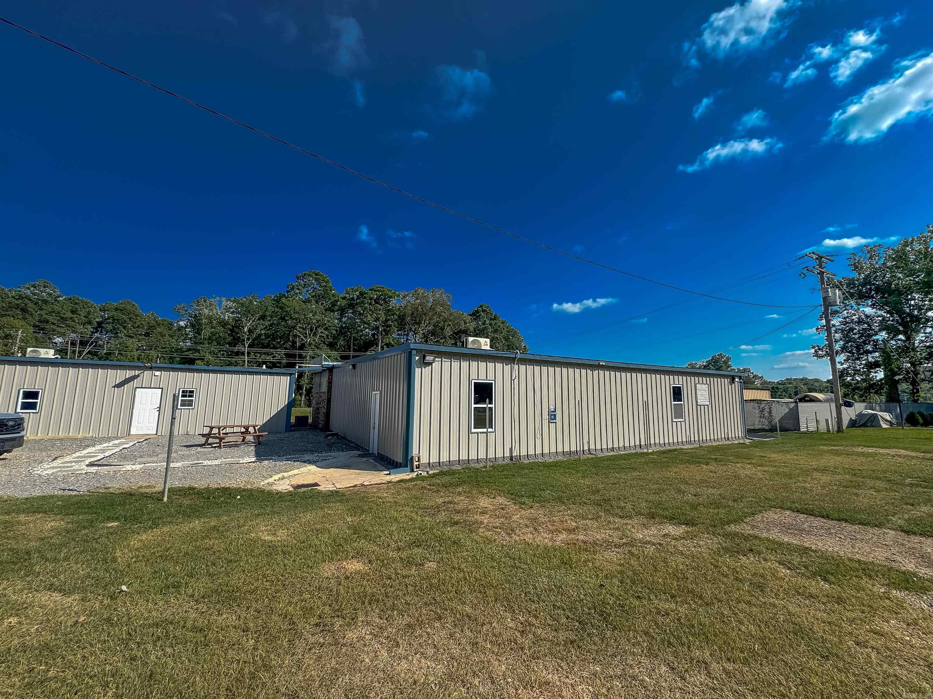 7942 Calion Highway Property Photo 7