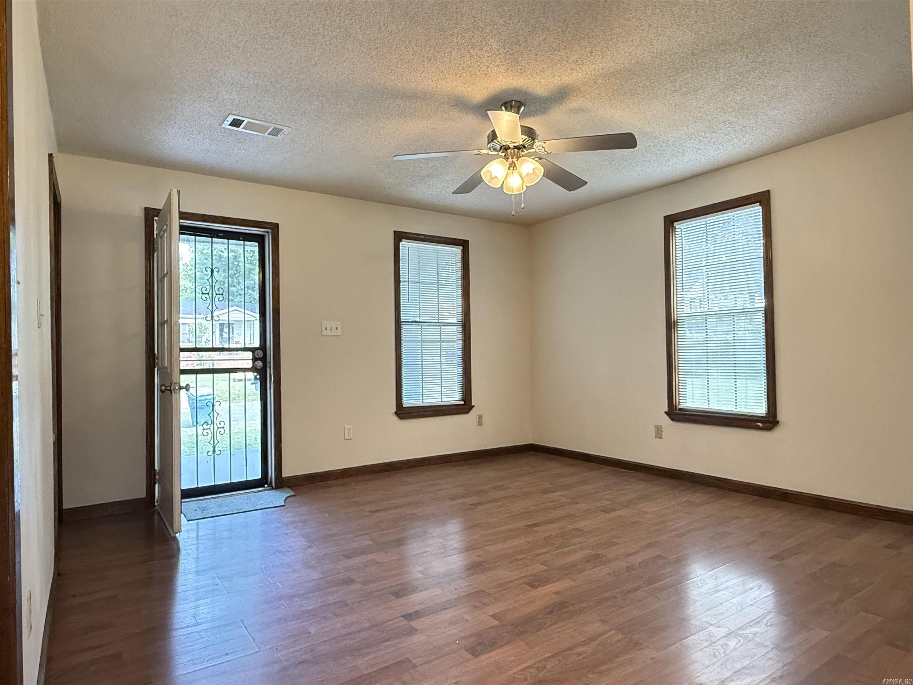 2105 Dennison Street Property Photo 5