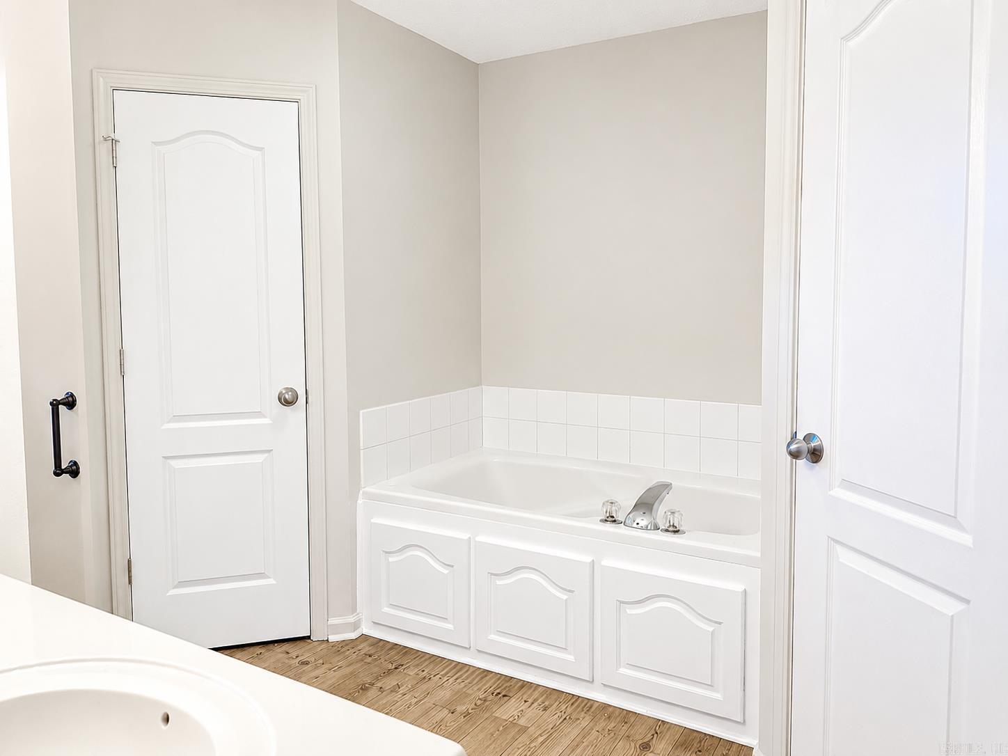 2145 Landover Trail Property Photo 7