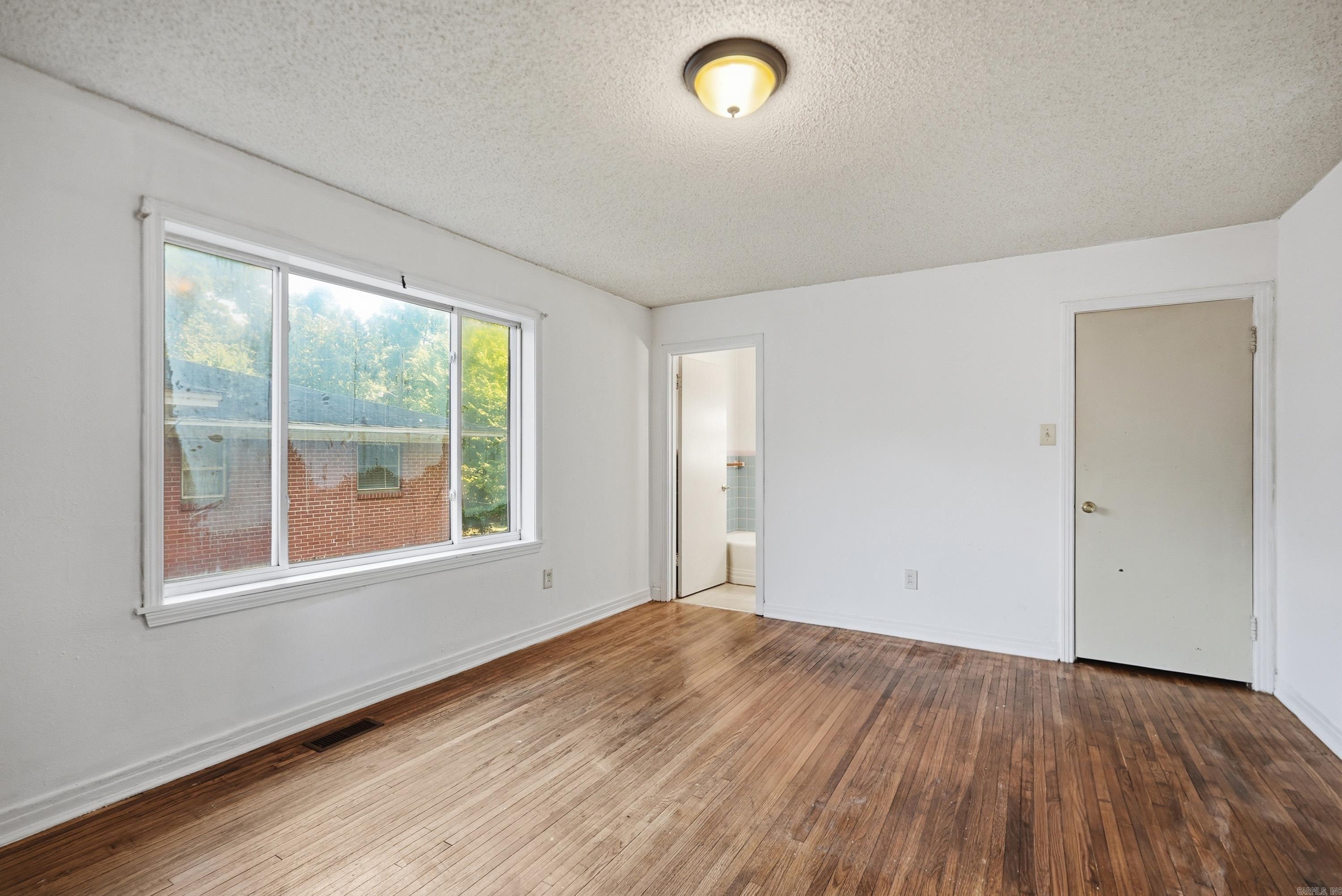 2212 Fair Park Boulevard Property Photo 18