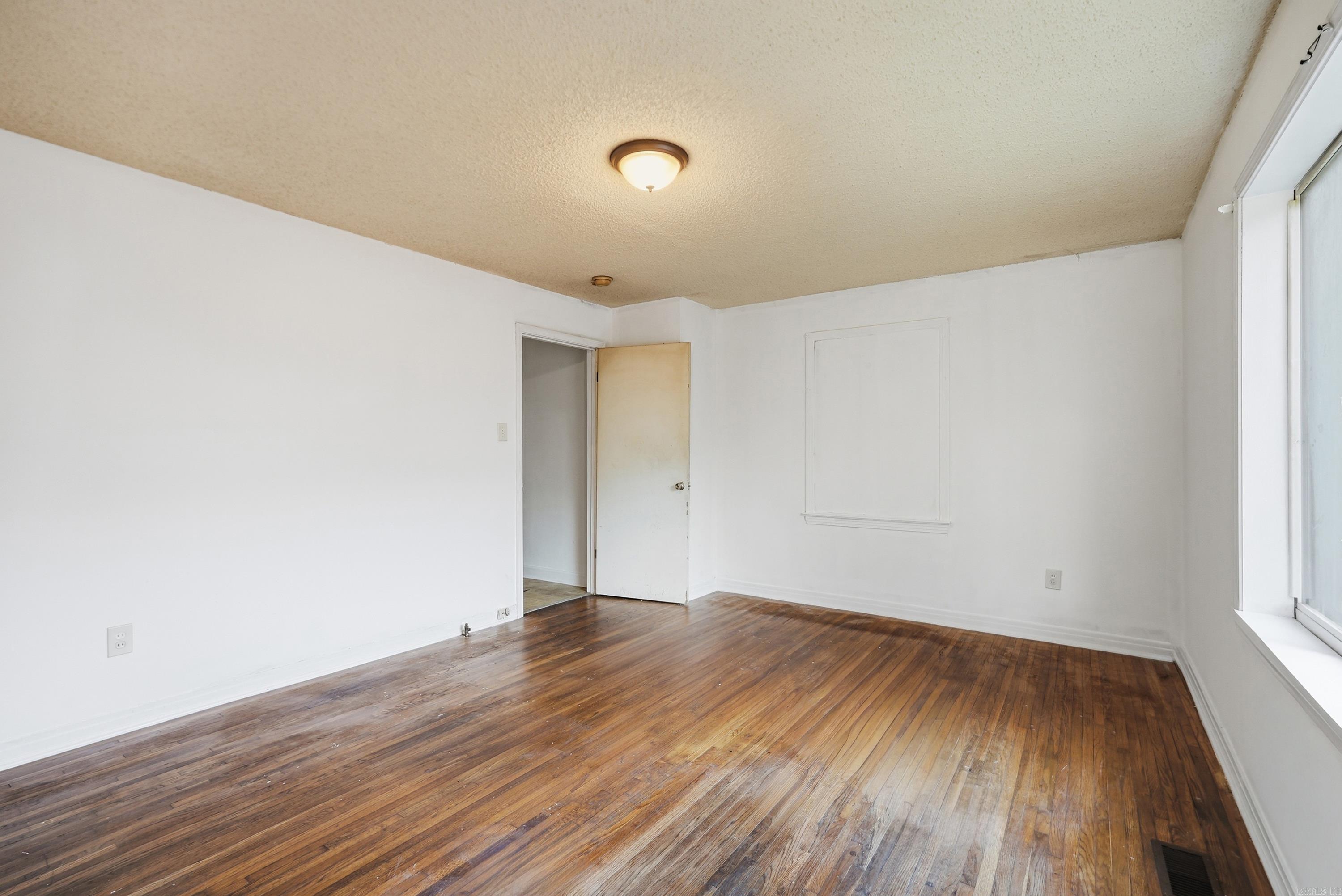 2212 Fair Park Boulevard Property Photo 19