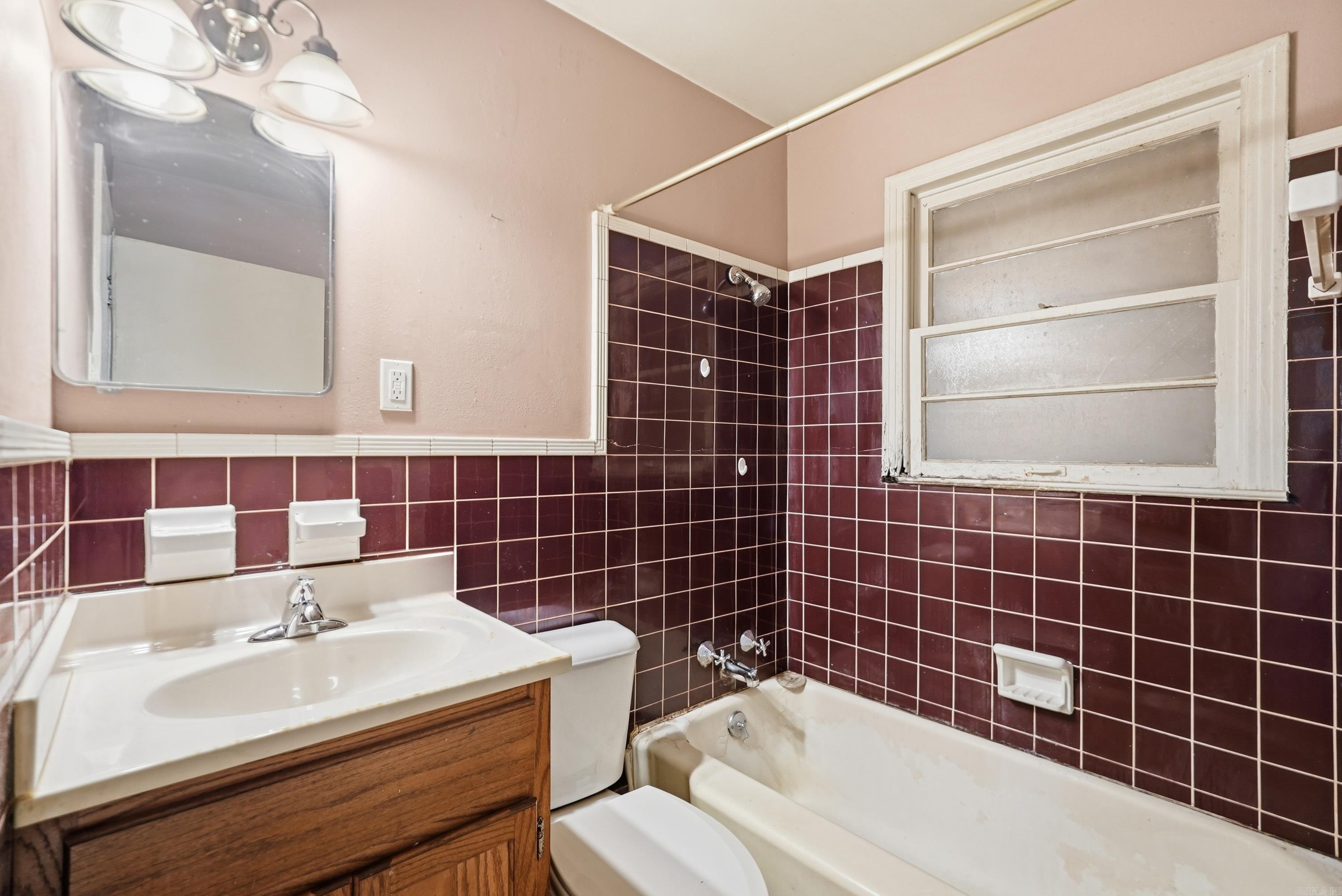 2212 Fair Park Boulevard Property Photo 22