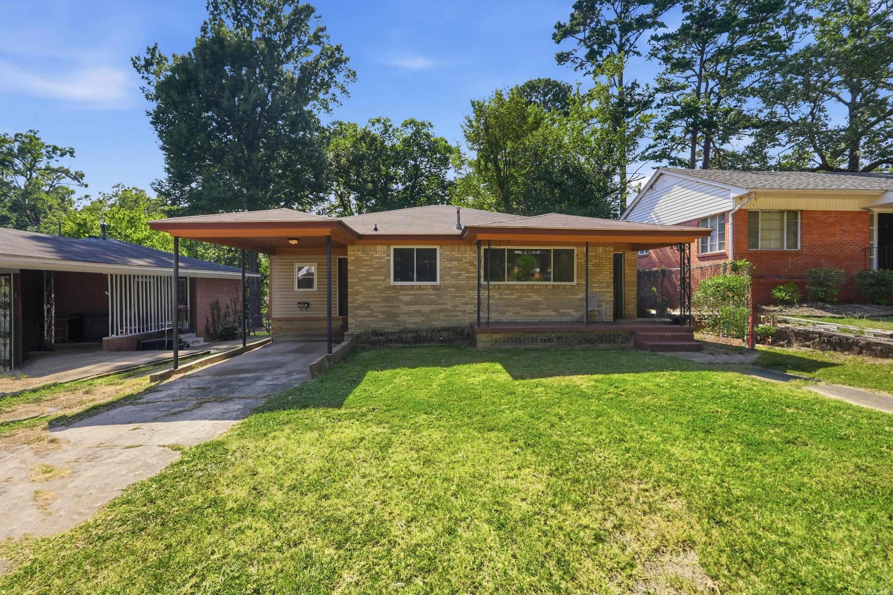 2212 Fair Park Boulevard Property Photo 29