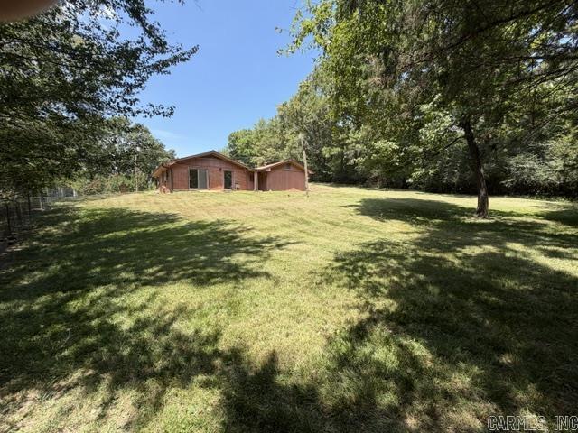 114 Shady View Property Photo 6