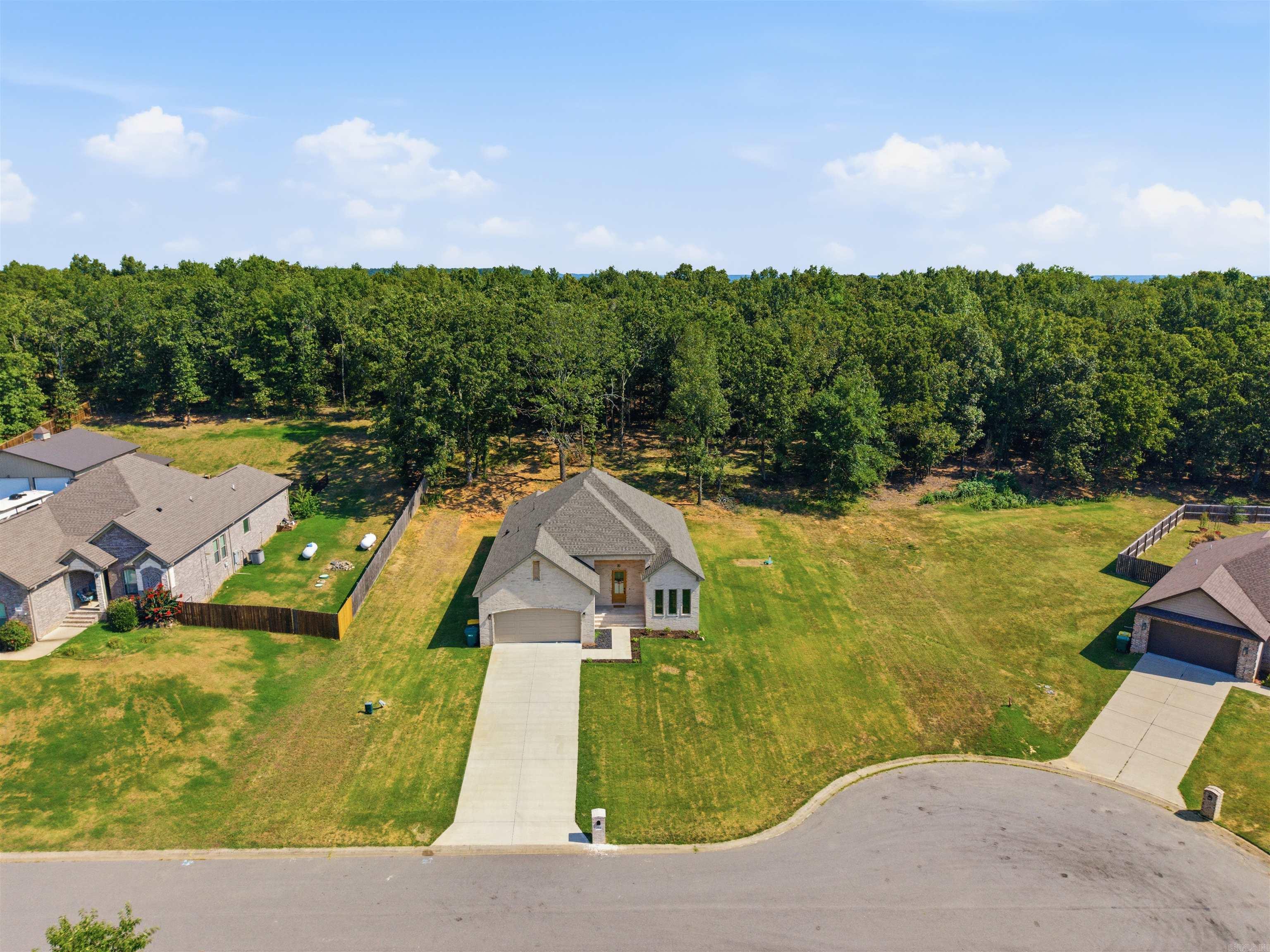 8303 Button Cove Property Photo 3