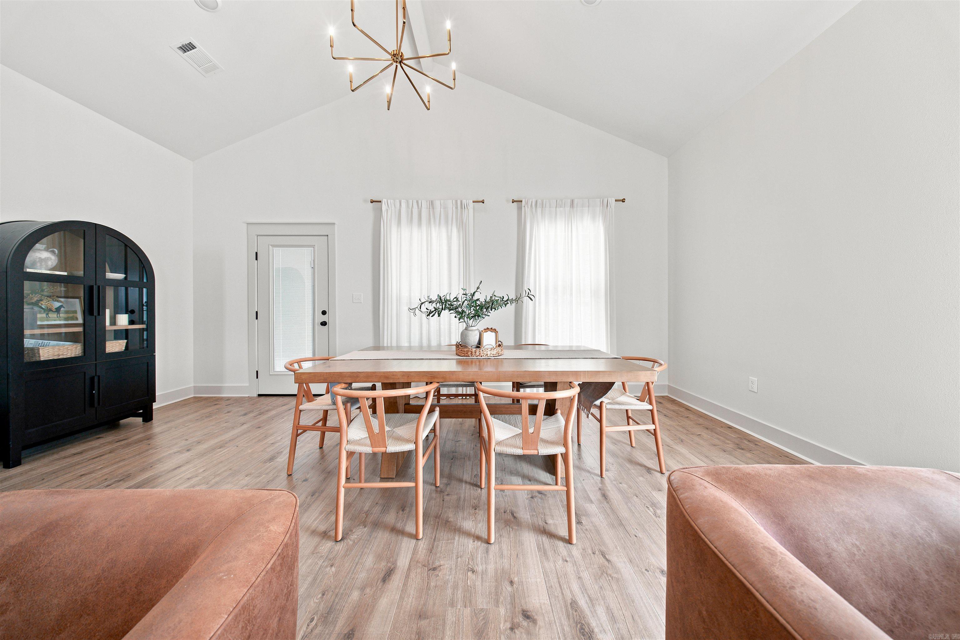8303 Button Cove Property Photo 9