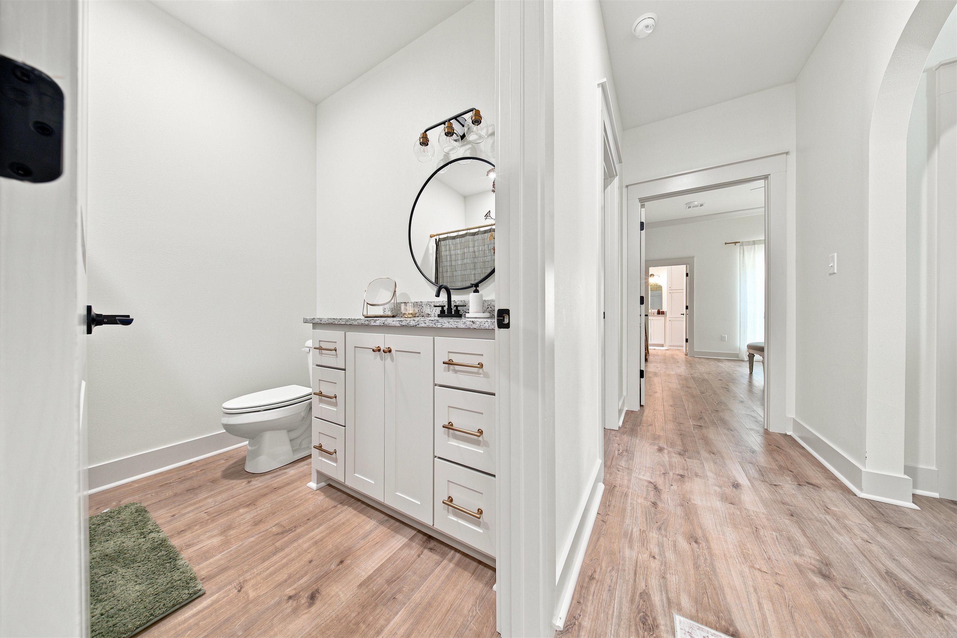 8303 Button Cove Property Photo 13