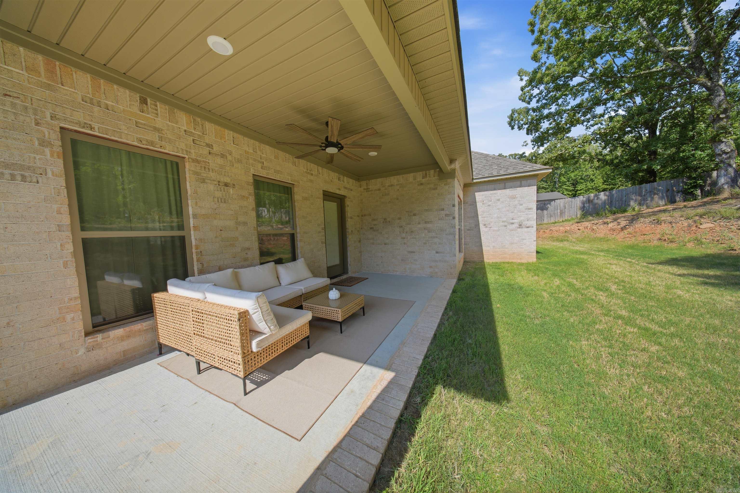 8303 Button Cove Property Photo 22