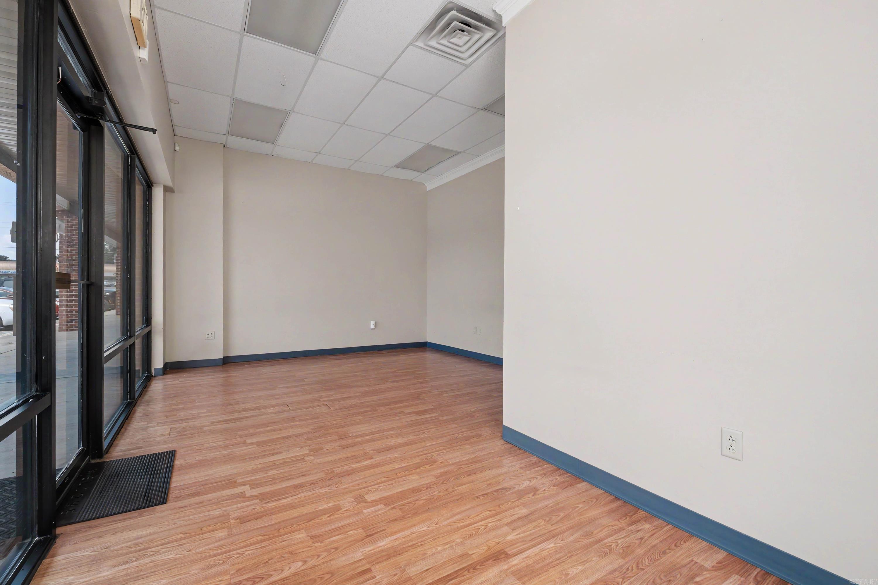 7197 Sheridan Suite 113 Road Suite 113 Property Photo 7