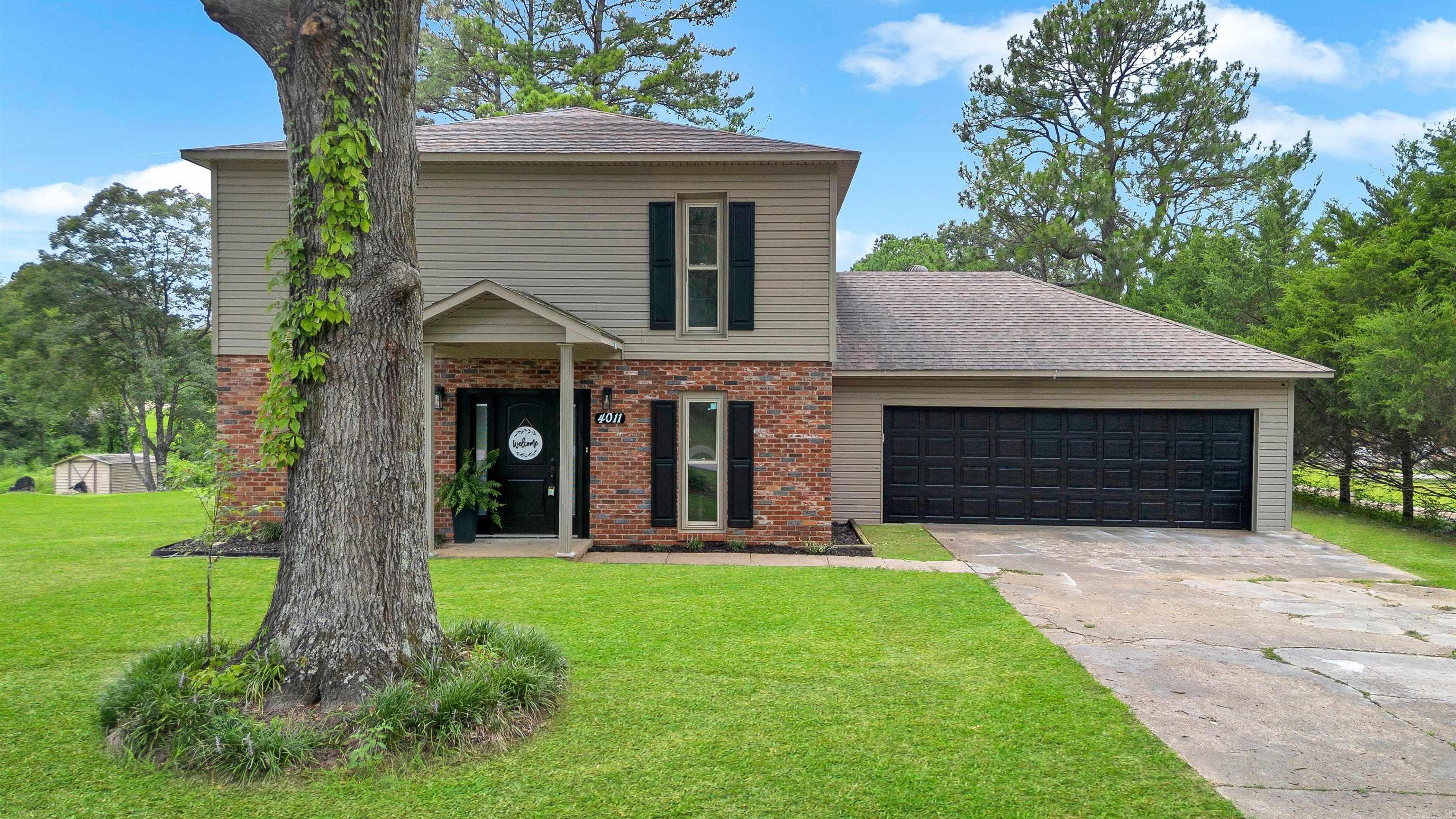 4011 Forest Hill Road Property Photo 1
