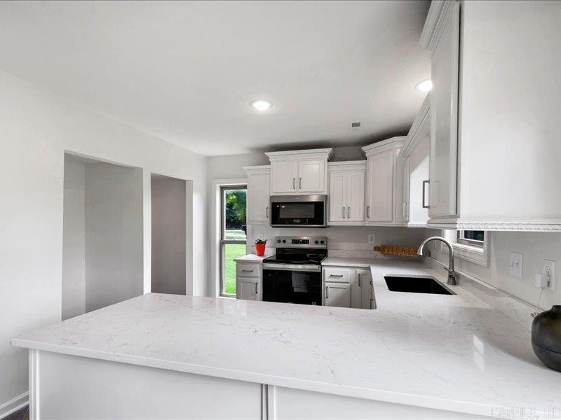4011 Forest Hill Road Property Photo 10