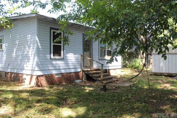 307 E Holly Street Property Photo 11