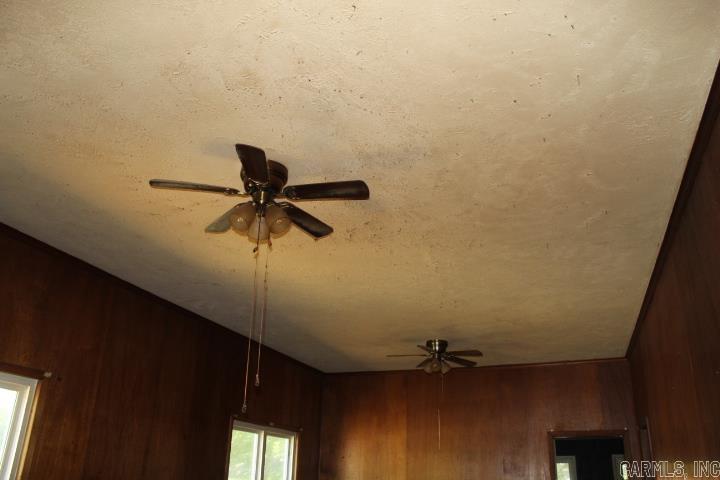 307 E Holly Street Property Photo 16