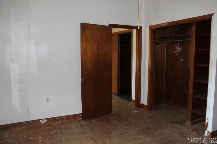 307 E Holly Street Property Photo 21