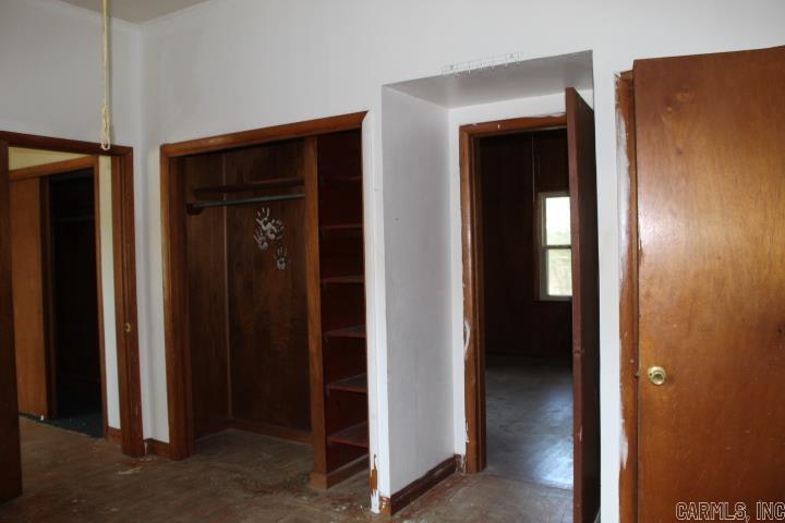 307 E Holly Street Property Photo 22
