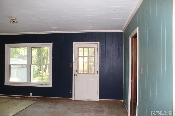 307 E Holly Street Property Photo 24