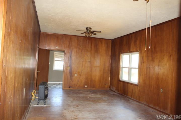 307 E Holly Street Property Photo 36